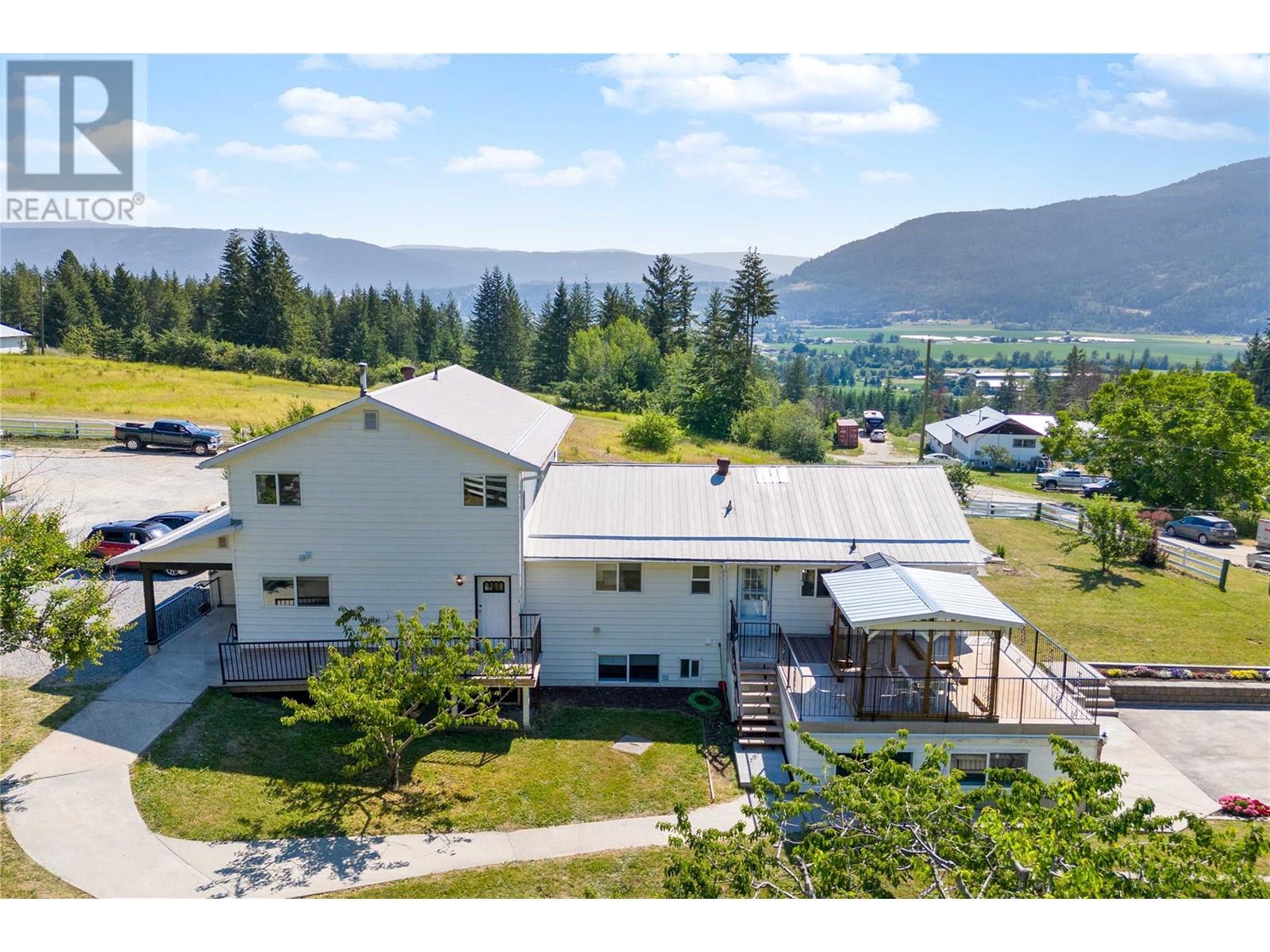 5611 5 Avenue Sw, Salmon Arm, British Columbia  V1E 3B4 - Photo 8 - 10319510