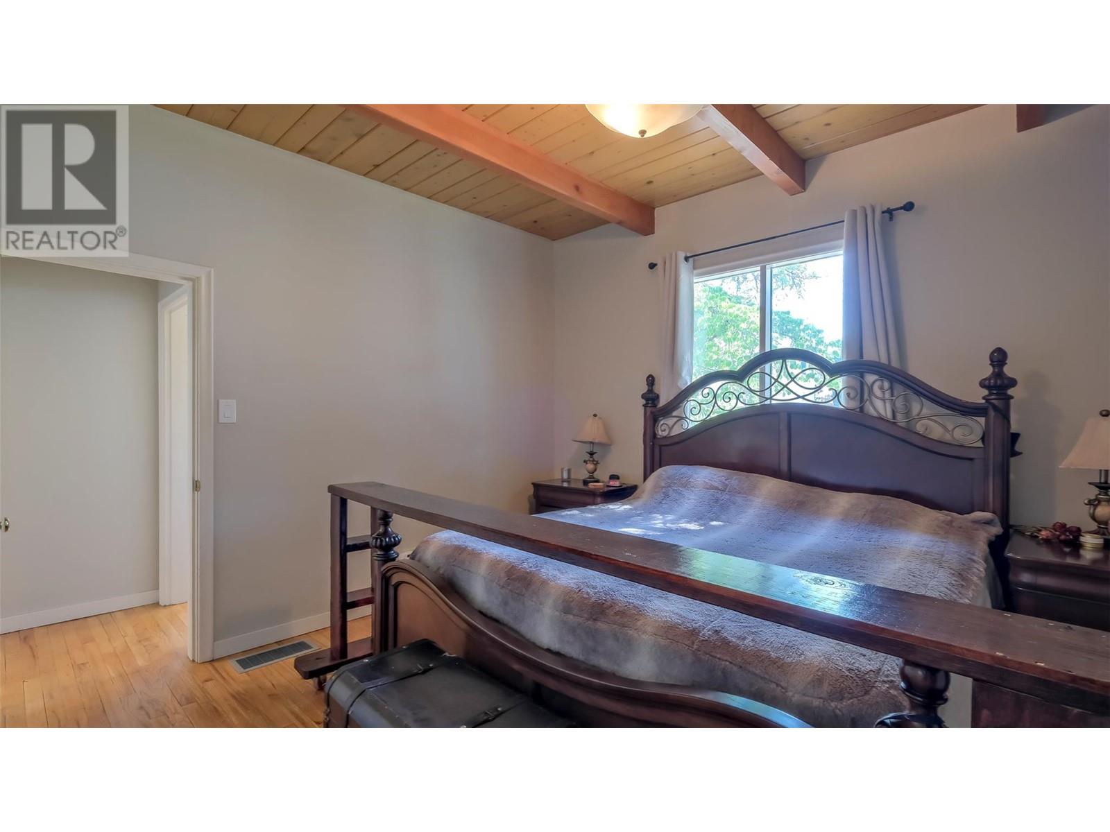 701 Ross Avenue, Penticton, British Columbia  V2A 3A5 - Photo 8 - 10319629