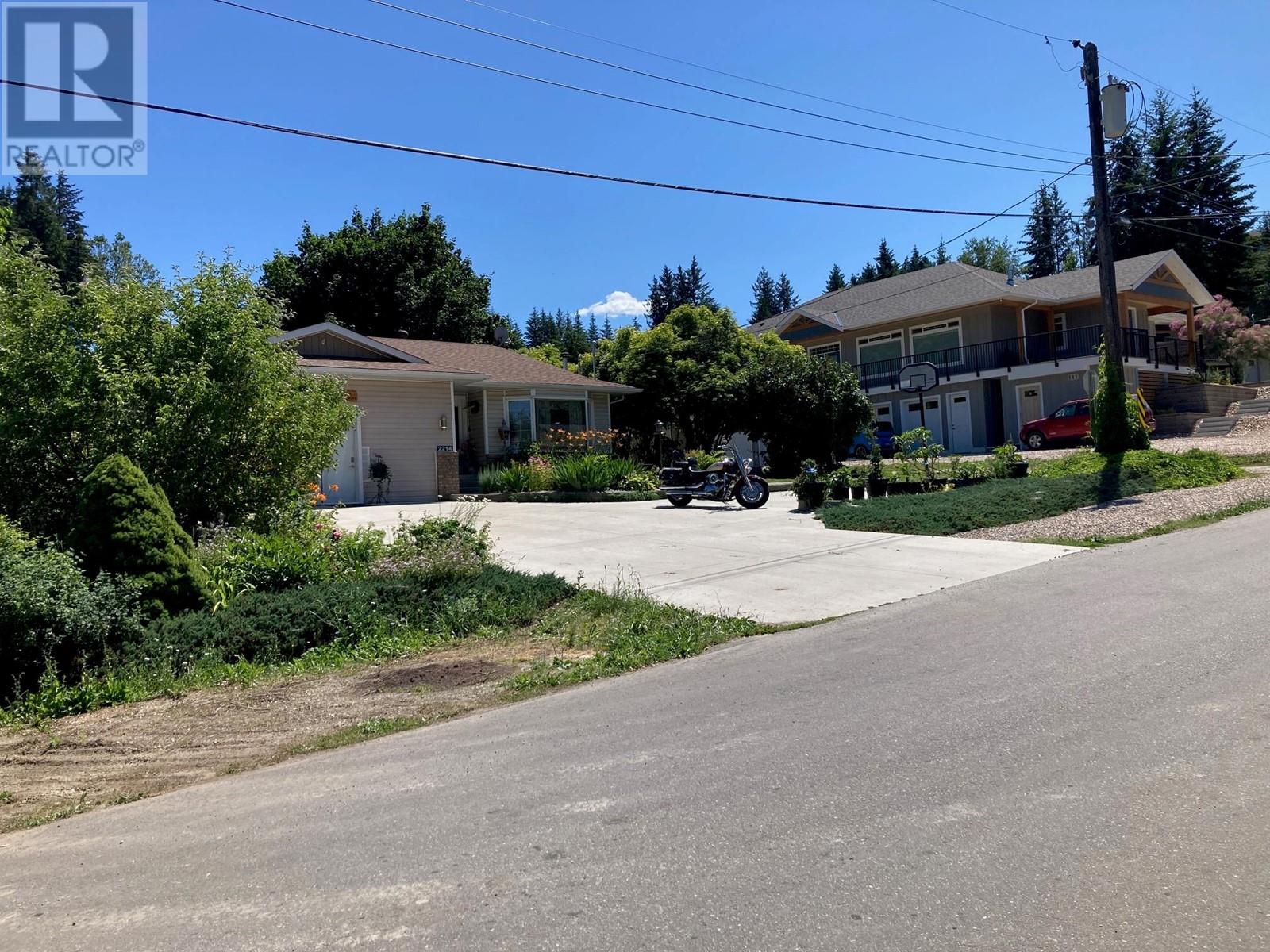 2214 Lakeview Drive, Blind Bay, British Columbia  V0E 2W2 - Photo 6 - 10319299