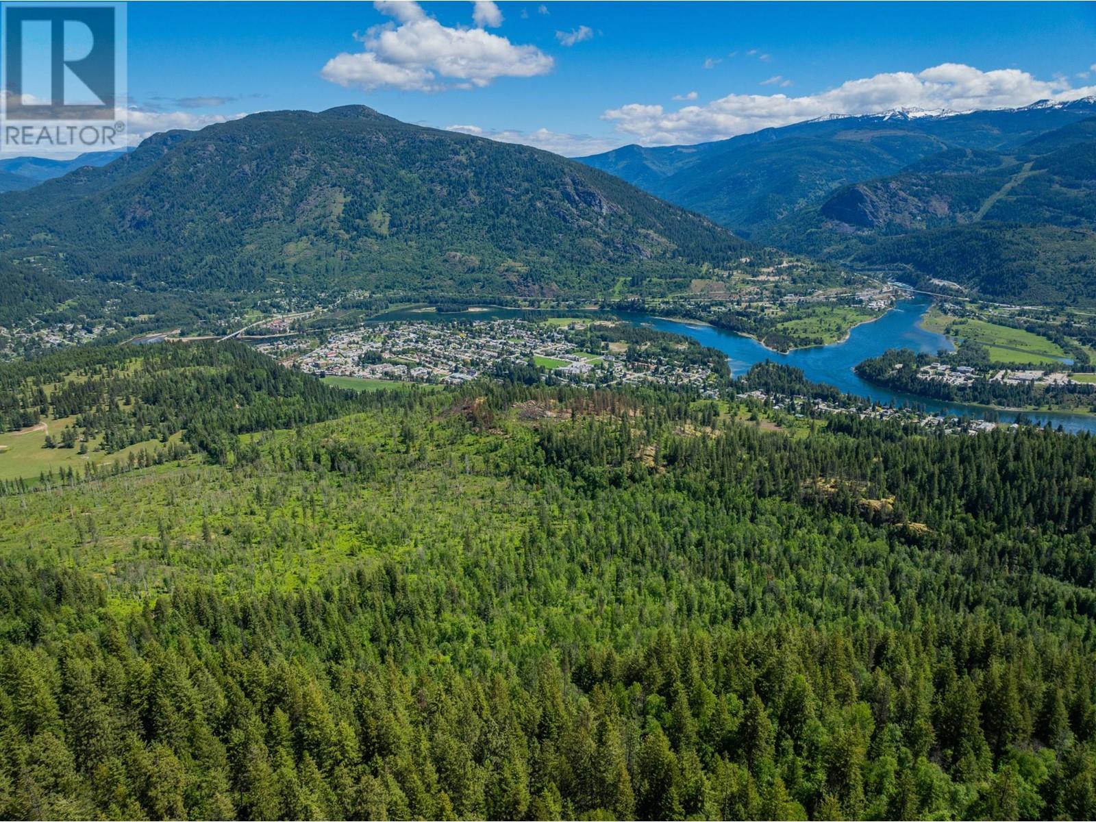 1402 Woodland Drive, Castlegar, British Columbia  V1N 4J4 - Photo 36 - 2478409