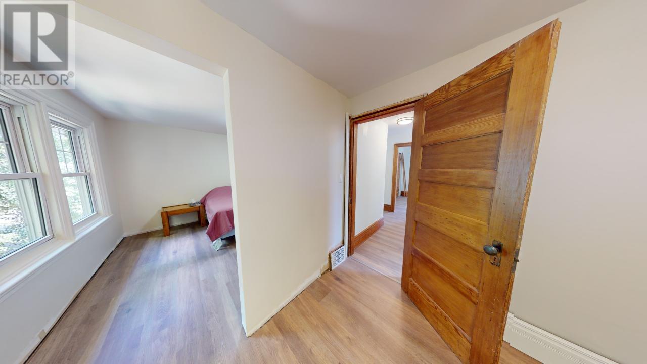 2023 Thompson Avenue, Rossland, British Columbia  V0G 1Y0 - Photo 20 - 2478422