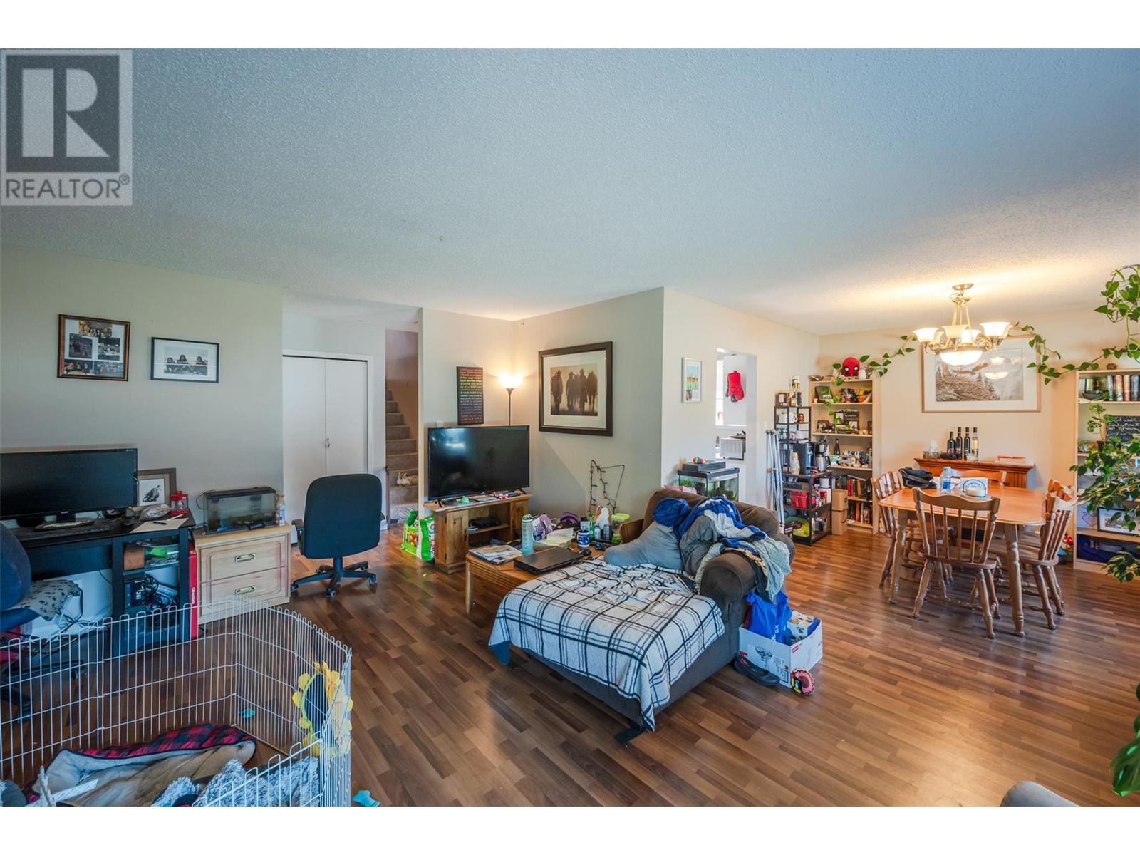 114 Blairmore Crescent, Penticton, British Columbia  V2A 7C5 - Photo 2 - 10319437