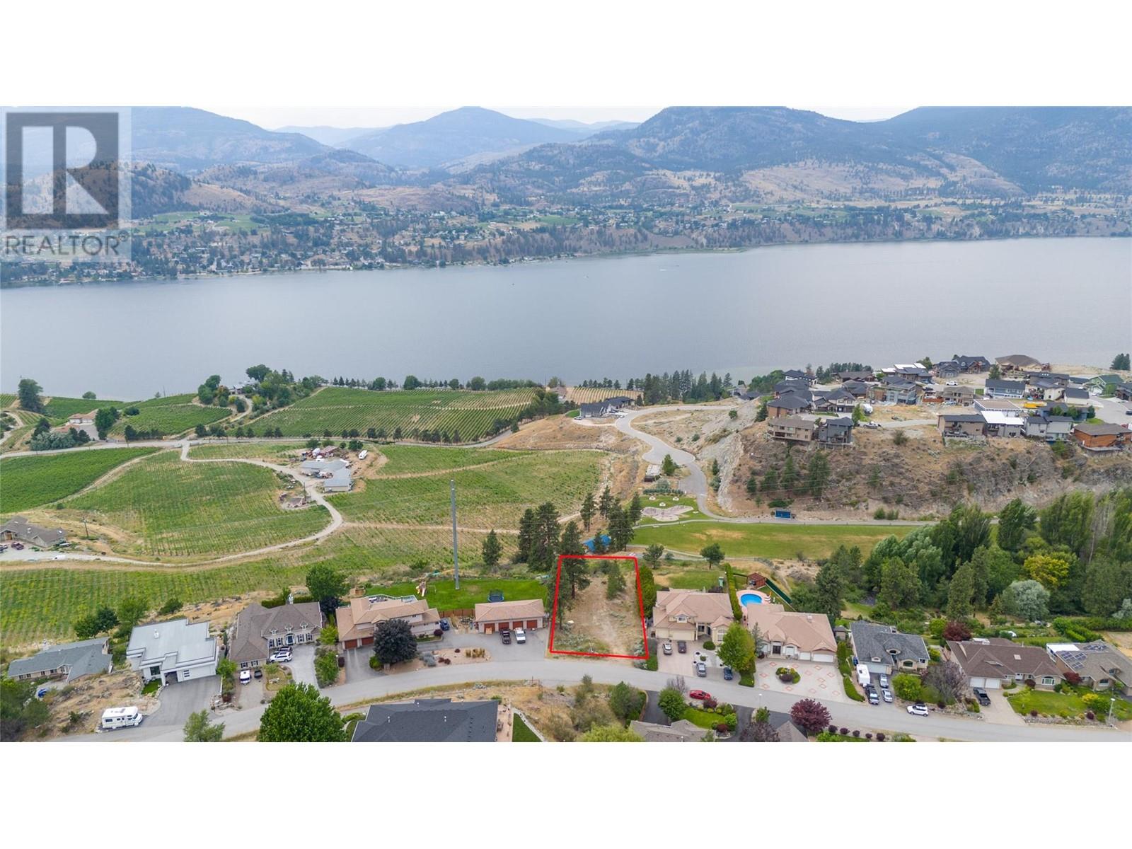 304 Heritage Boulevard, Okanagan Falls, British Columbia  V0H 1R3 - Photo 19 - 10319567