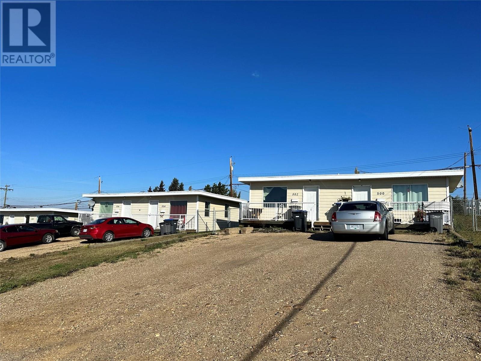 504 100a Avenue, Dawson Creek, British Columbia  V1G 1X7 - Photo 1 - 10320108