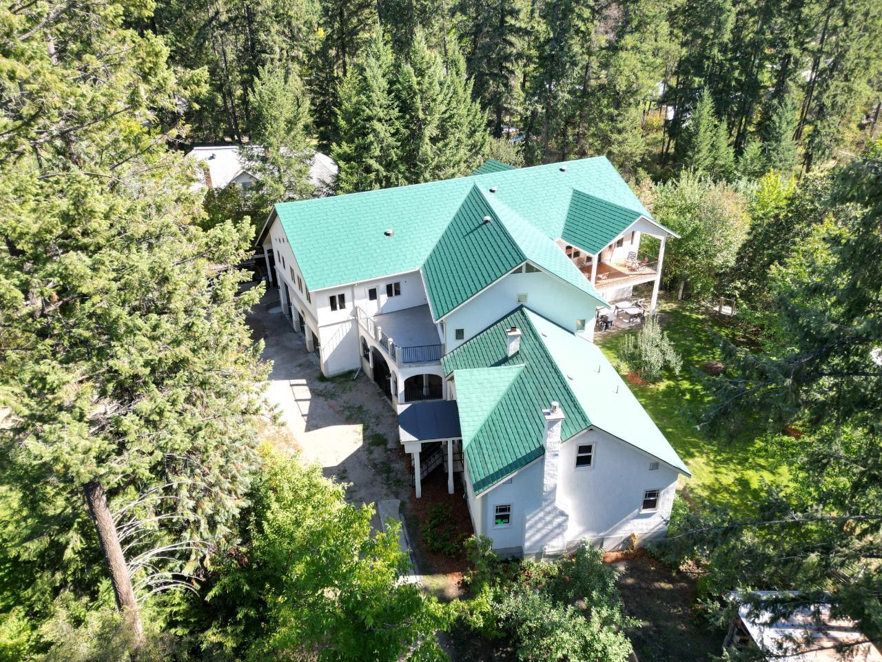 51 Kingsley Road, Christina Lake, British Columbia  V0H 1E0 - Photo 2 - 2478608