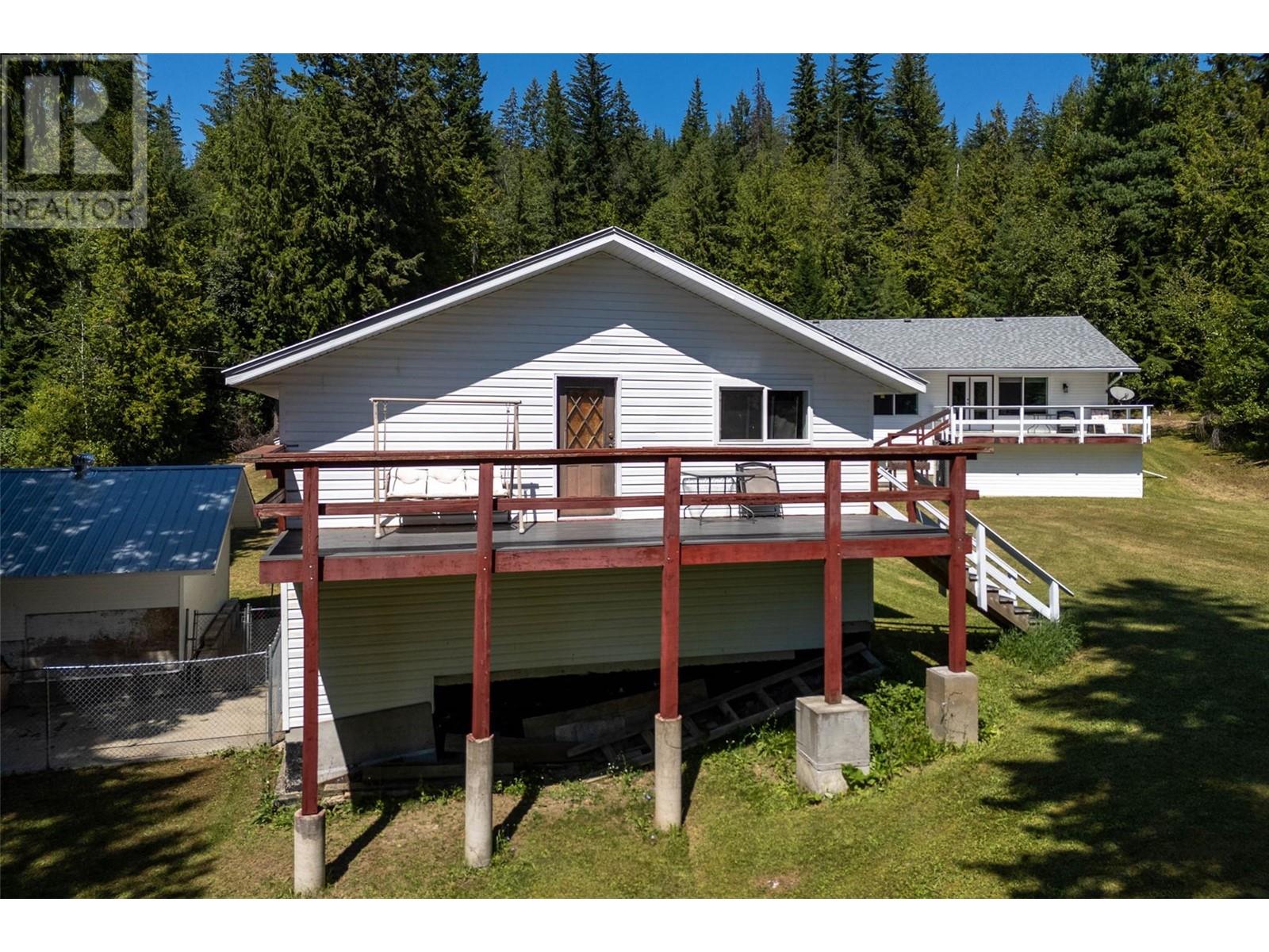 6803 Magna Bay Drive, Magna Bay, British Columbia  V0E 1A0 - Photo 6 - 10320474