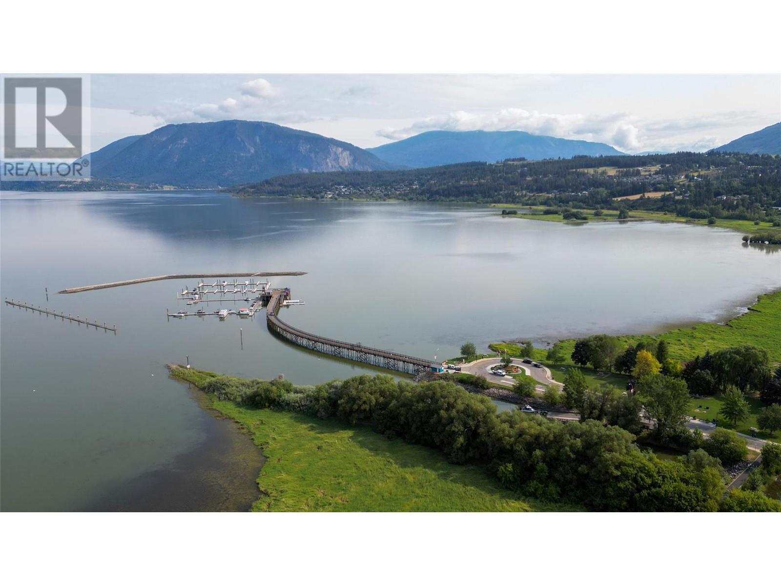 121 Harbourfront Drive Ne Unit# 3, Salmon Arm, British Columbia  V1E 2T3 - Photo 39 - 10320648