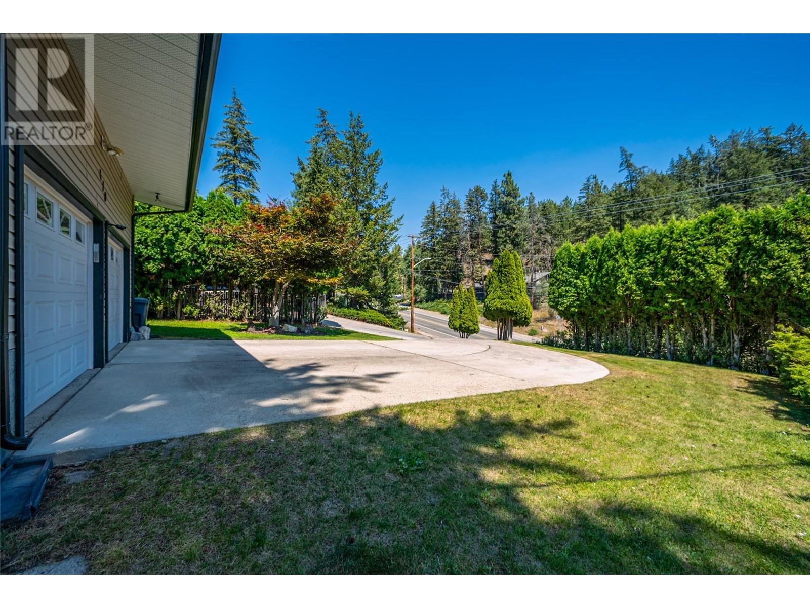 410 Clifton Road, Kelowna, British Columbia  V1V 1A5 - Photo 5 - 10320633