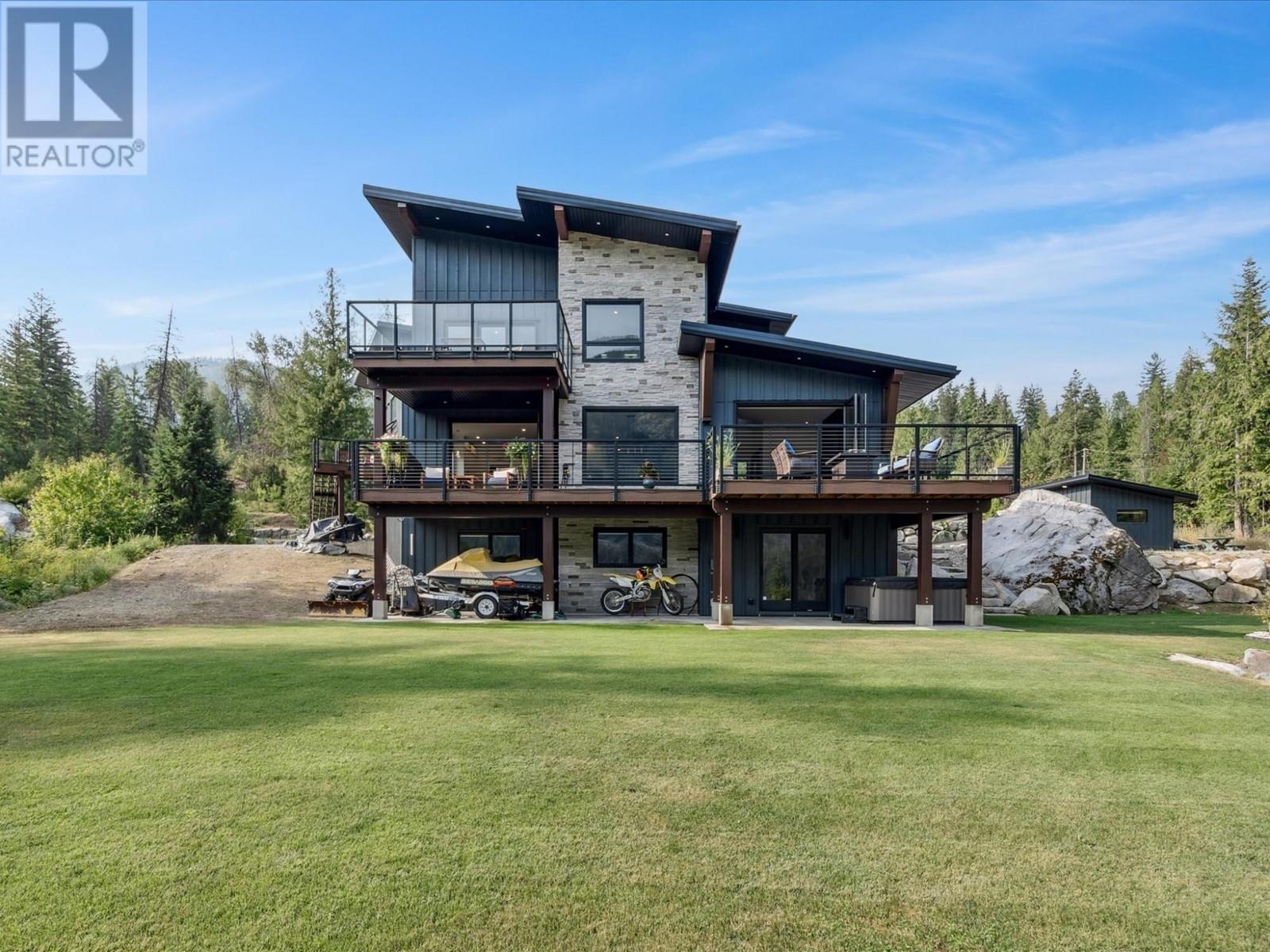 1278 Kai Road, Nelson, British Columbia  V1L 7G1 - Photo 2 - 2478786