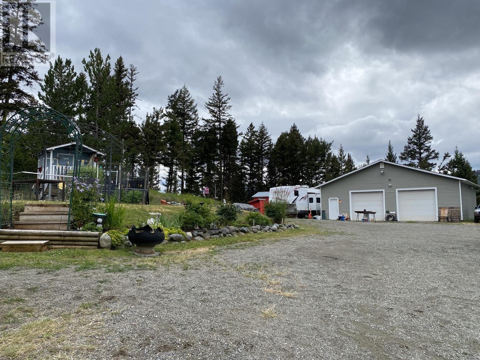 9661 97 C Highway, Merritt, British Columbia  V1K 1M6 - Photo 30 - 180157