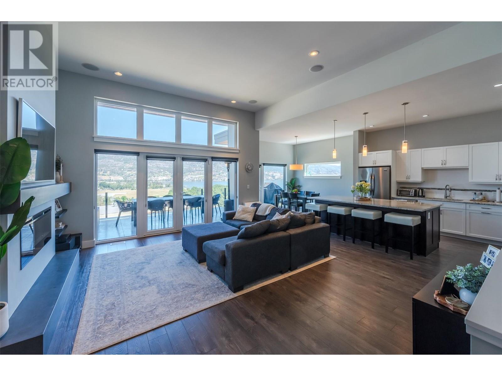 104 View Way, Penticton, British Columbia  V2A 0A6 - Photo 6 - 10321128