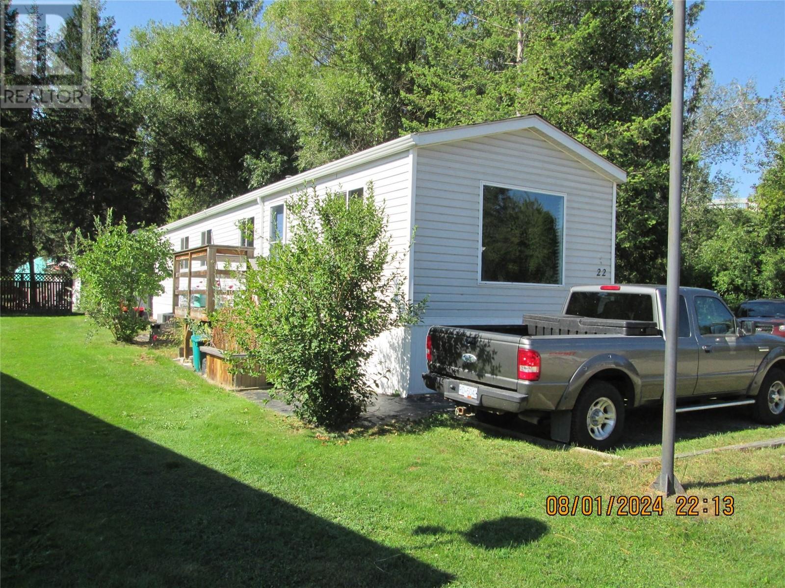 4061 11 Avenue Ne Unit# 22, Salmon Arm, British Columbia  V1E 1C7 - Photo 1 - 10321153