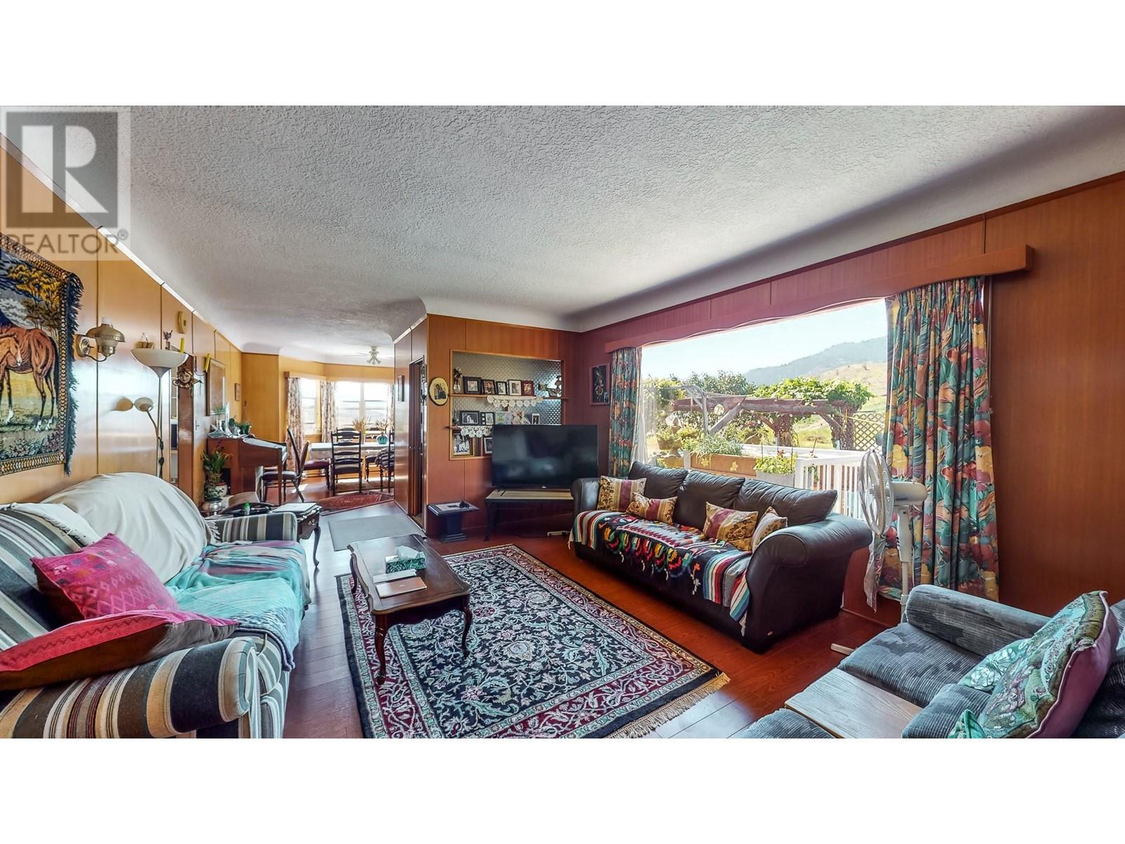 18255 3 Highway, Osoyoos, British Columbia  V0H 1V5 - Photo 17 - 10321132