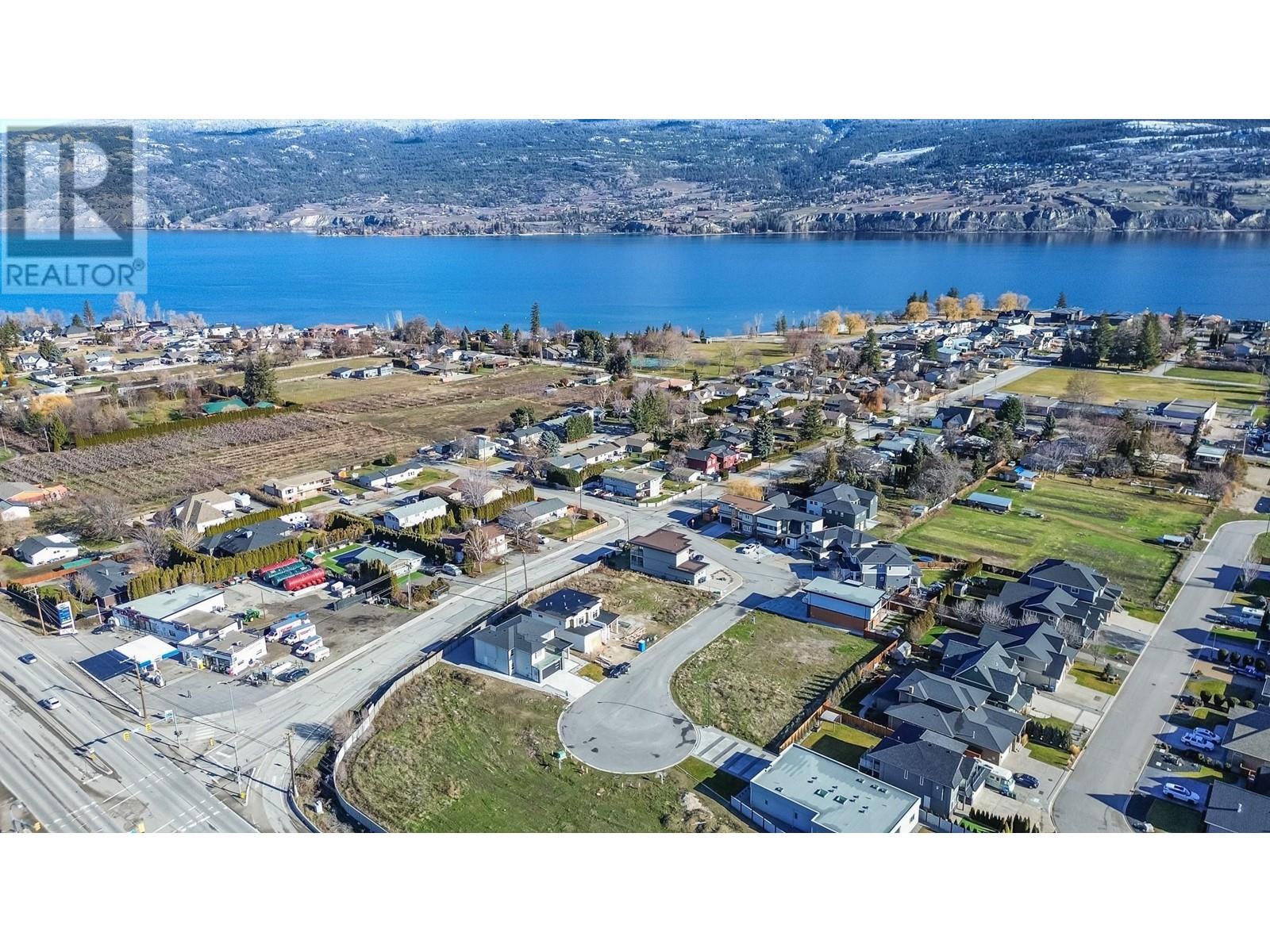 1727 Treffry Place, Summerland, British Columbia  V0H 1Z9 - Photo 1 - 10321276