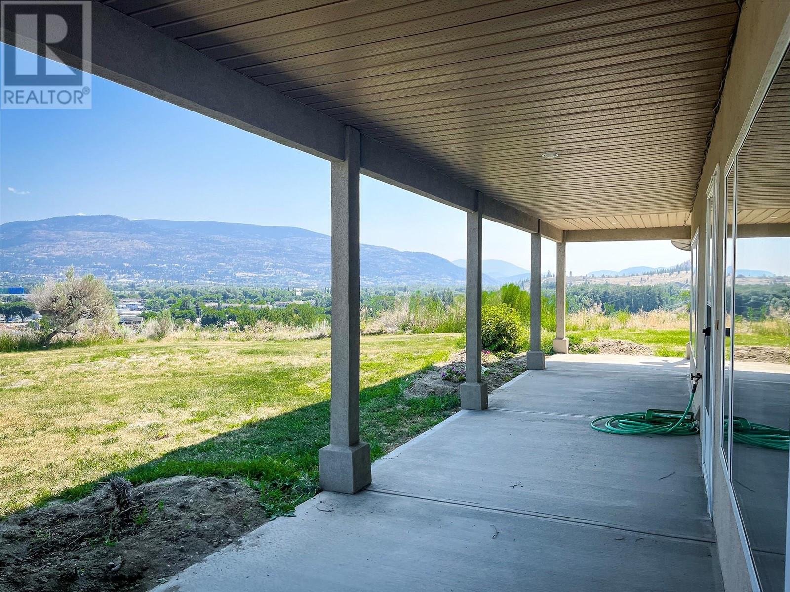 398 Ridge Road, Penticton, British Columbia  V2A 8N7 - Photo 8 - 10321097