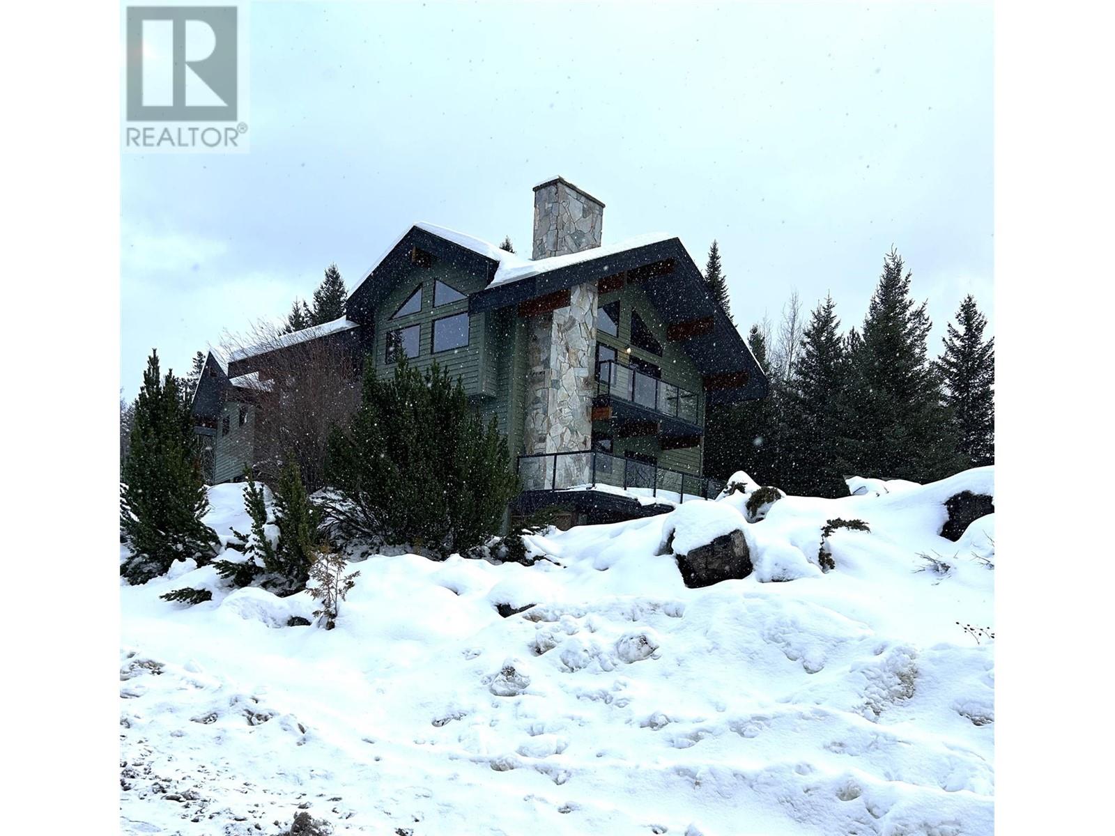 24 Cedar Bowl Drive, Fernie, British Columbia  V0B 1M4 - Photo 1 - 2478913