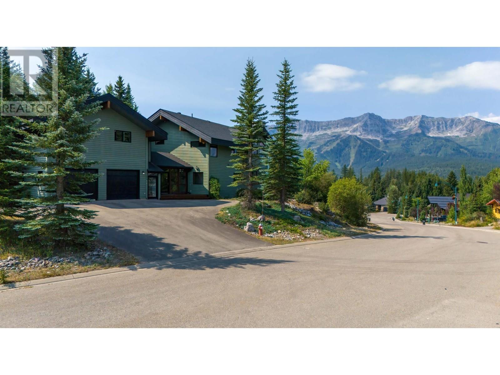 24 Cedar Bowl Drive, Fernie, British Columbia  V0B 1M4 - Photo 6 - 2478913