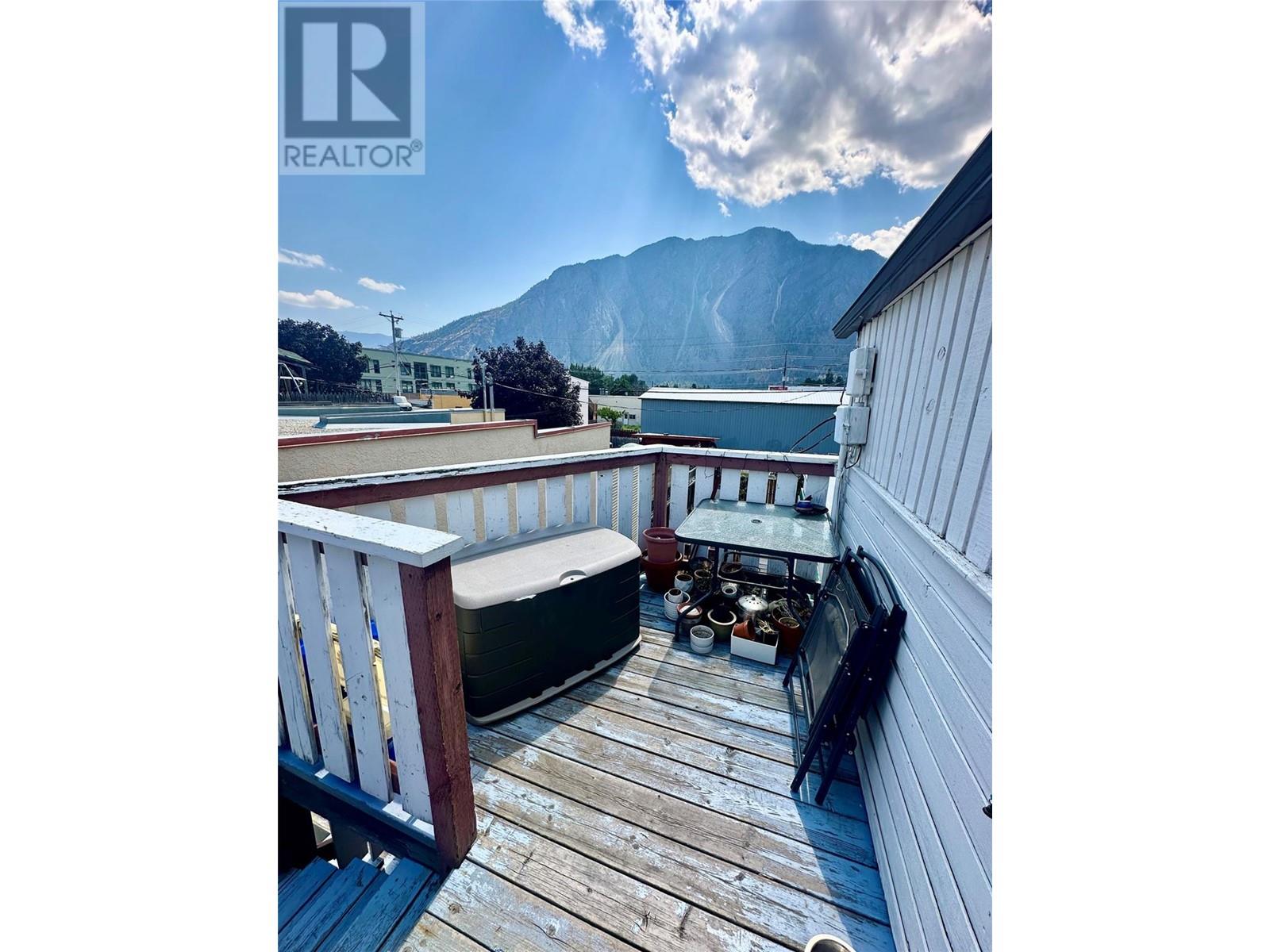 623 7th Avenue, Keremeos, British Columbia  V0X 1N0 - Photo 39 - 10321273