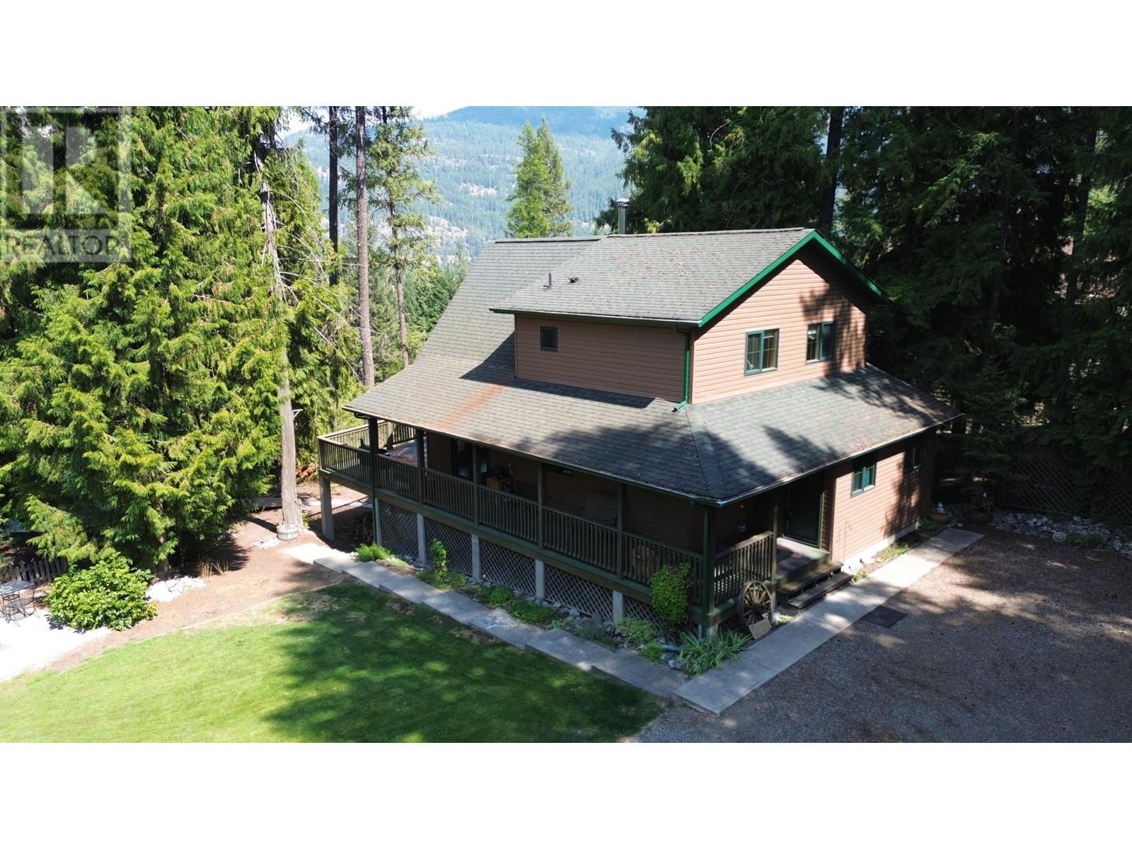 1360 Frisk Road, Christina Lake, British Columbia  V0H 1E0 - Photo 1 - 2478958