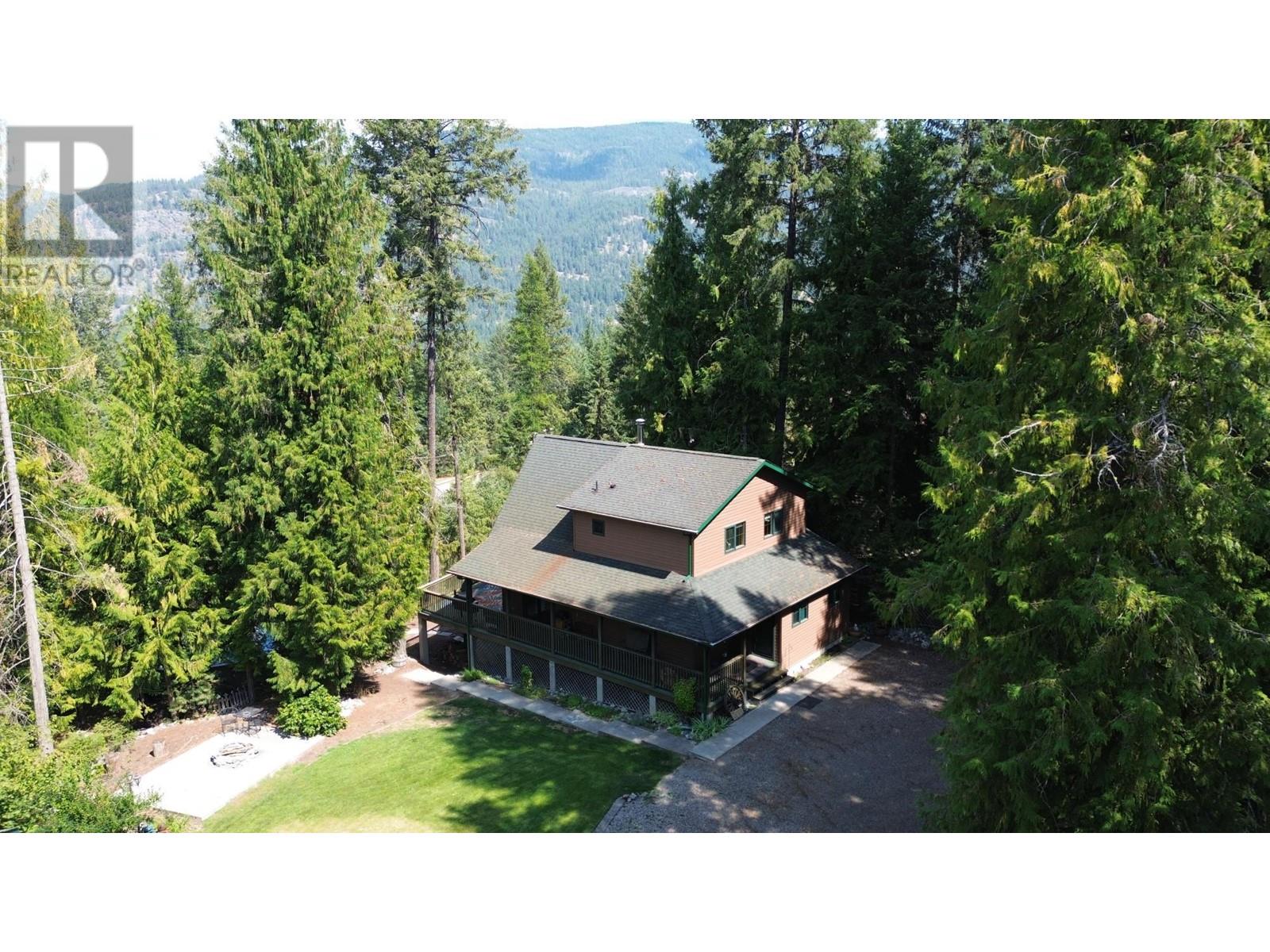 1360 Frisk Road, Christina Lake, British Columbia  V0H 1E0 - Photo 4 - 2478958