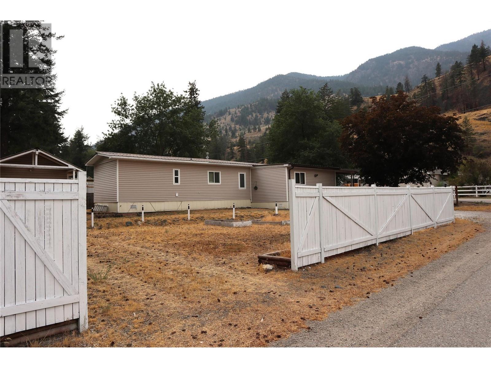 1514 Hwy 3a Unit# 1, Olalla, British Columbia  V0X 1N6 - Photo 28 - 10321196