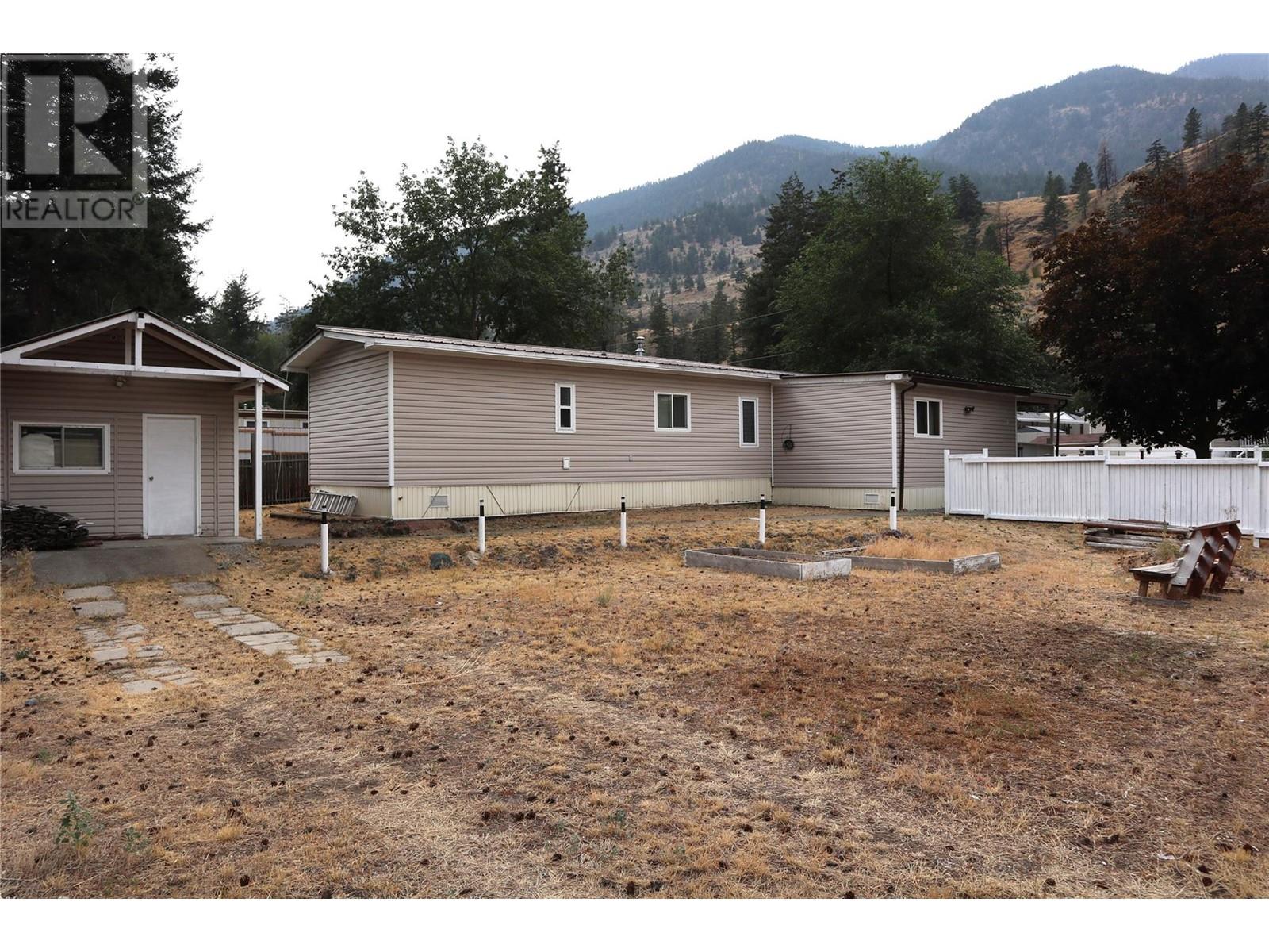 1514 Hwy 3a Unit# 1, Olalla, British Columbia  V0X 1N6 - Photo 29 - 10321196