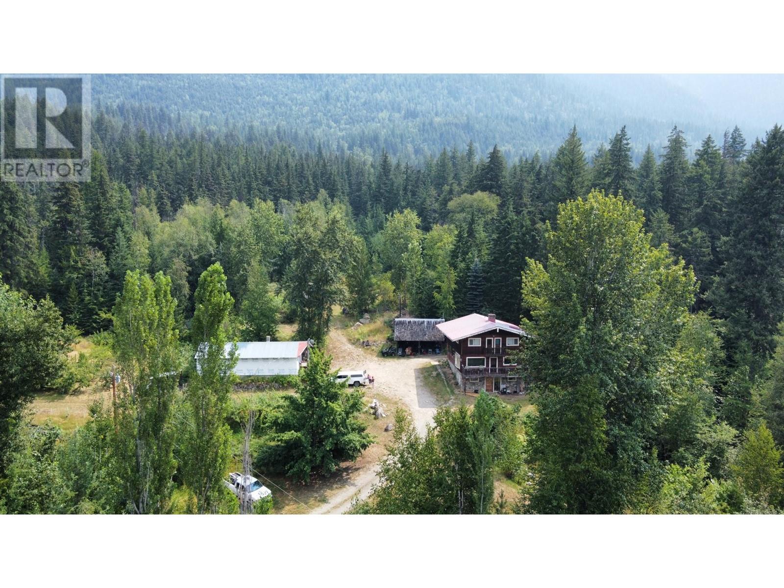 7703 6 Highway, Fauquier, British Columbia  V0G 1K0 - Photo 30 - 2478961