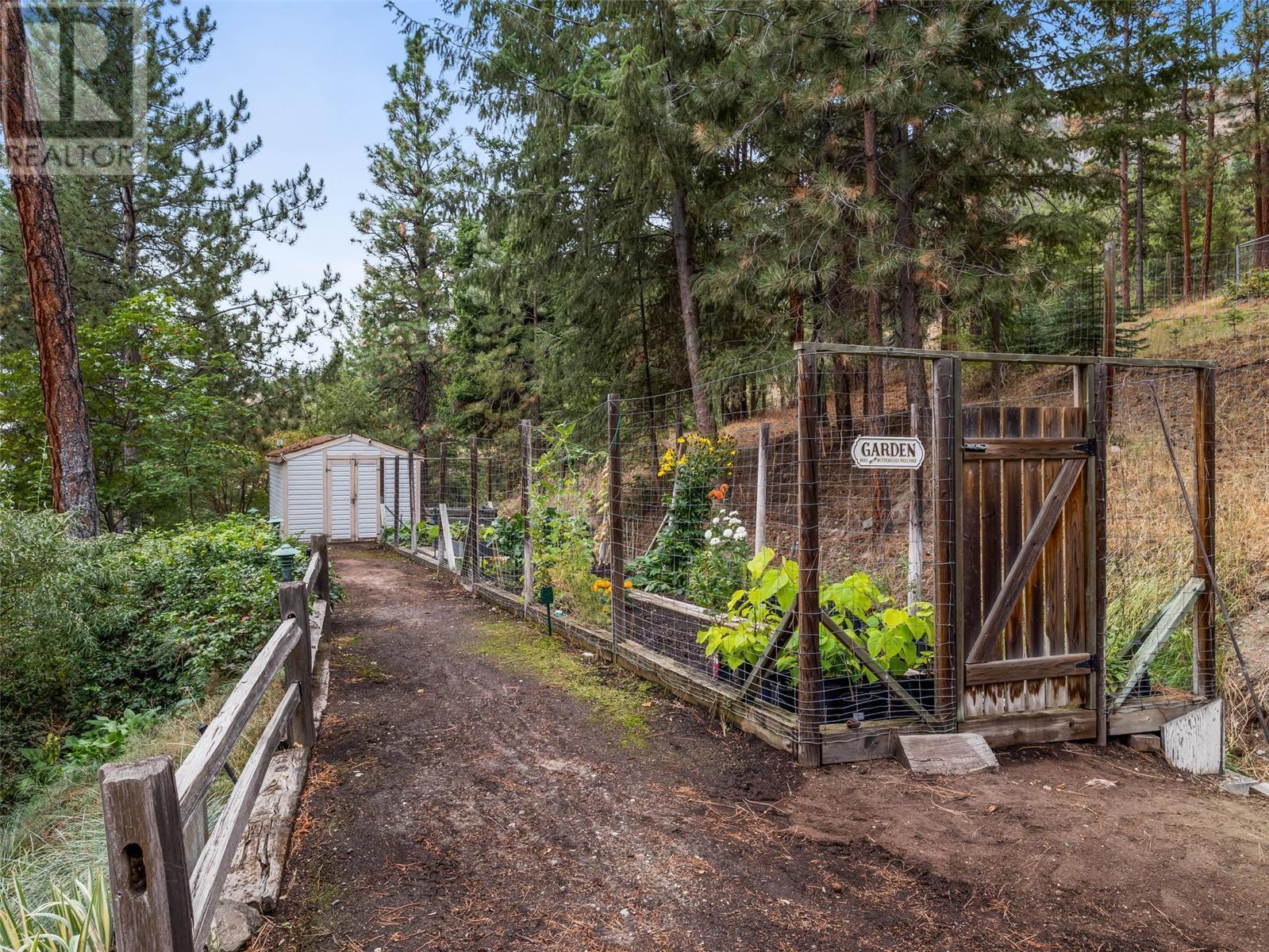 2765 Arthur Road, Kelowna, British Columbia  V1V 2B7 - Photo 48 - 10321729