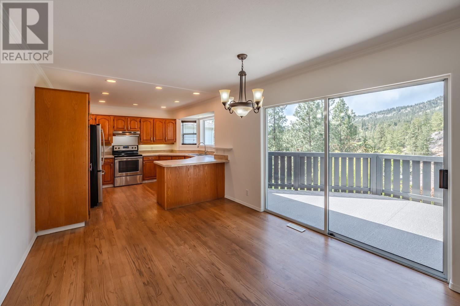 12594 Sunset Place, Summerland, British Columbia  V0H 1Z8 - Photo 5 - 10321782