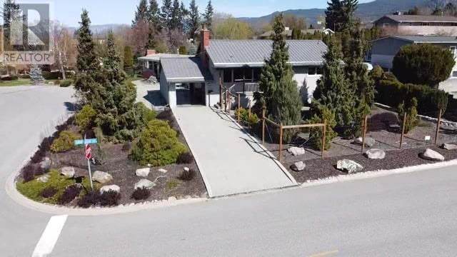 901 Barrington Avenue, Penticton, British Columbia  V2A 1S2 - Photo 1 - 10321834