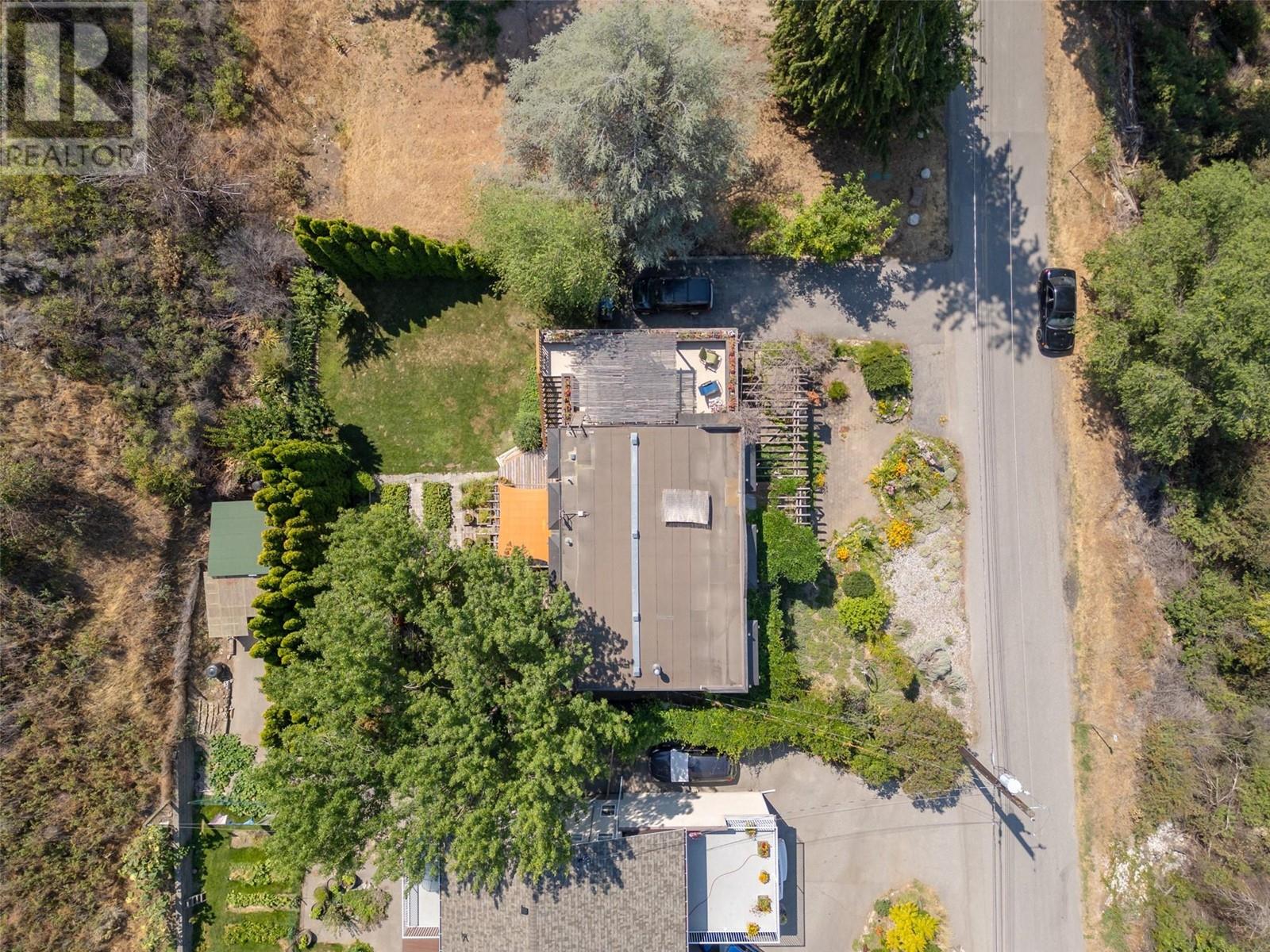 830 Three Mile Road, Penticton, British Columbia  V2A 8T7 - Photo 6 - 10321863