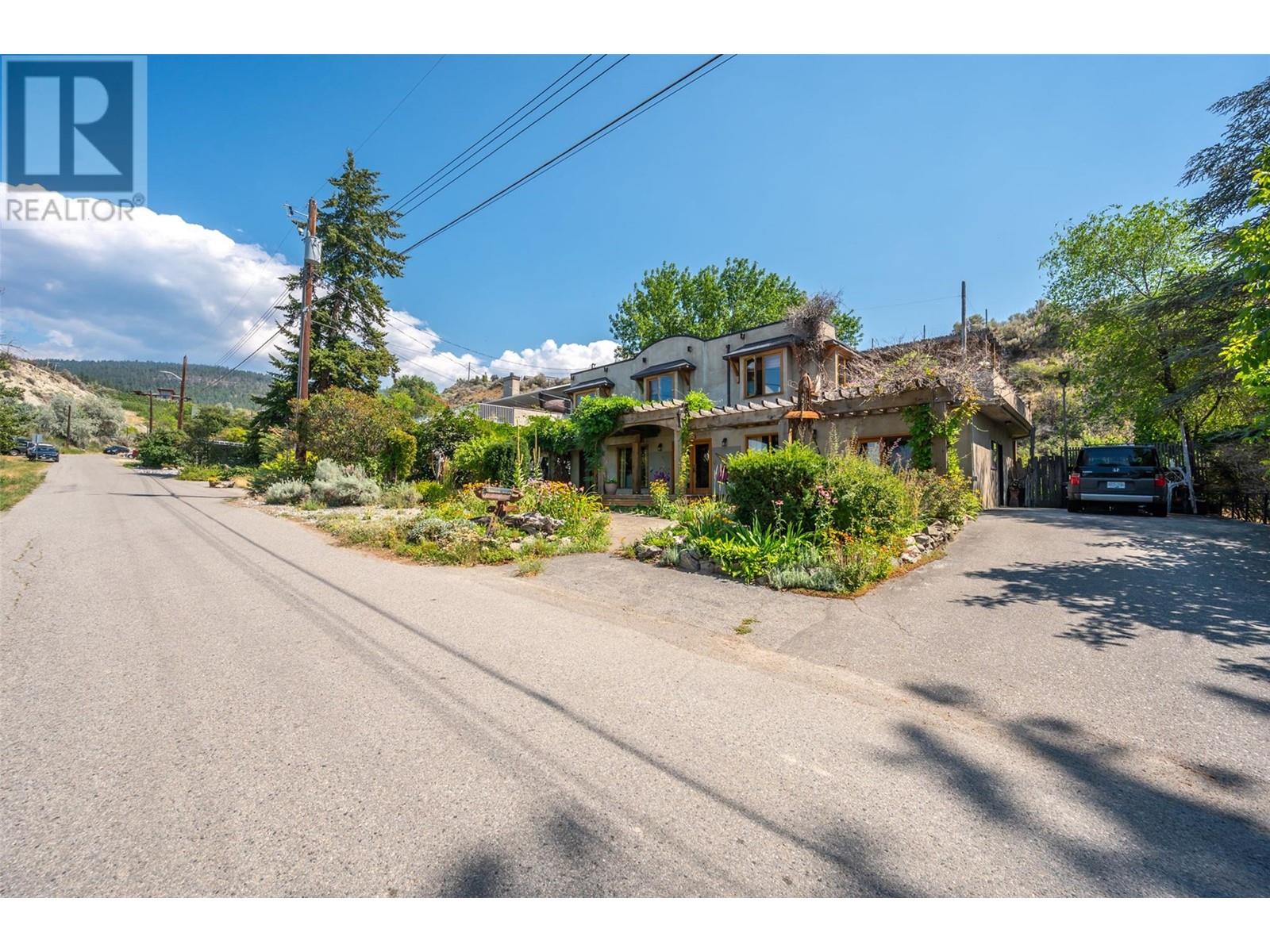 830 Three Mile Road, Penticton, British Columbia  V2A 8T7 - Photo 76 - 10321863