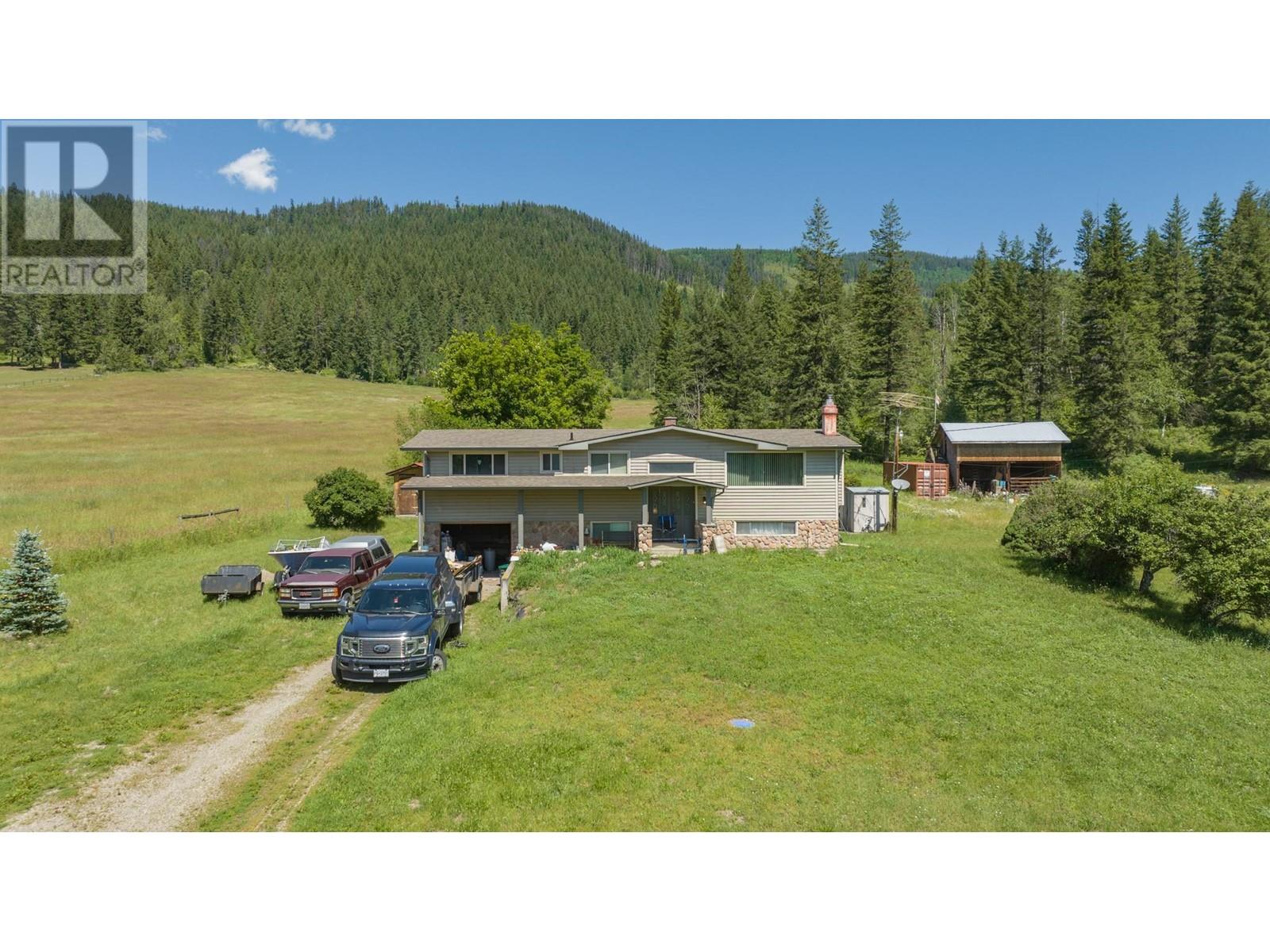 309 Albers Road, Lumby, British Columbia  V0E 2G5 - Photo 1 - 10321721