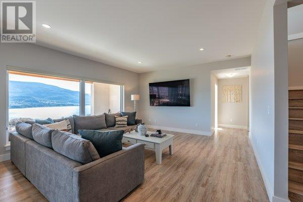 132 Skaha Hills Drive, Penticton, British Columbia  V2A 0B1 - Photo 44 - 10322387