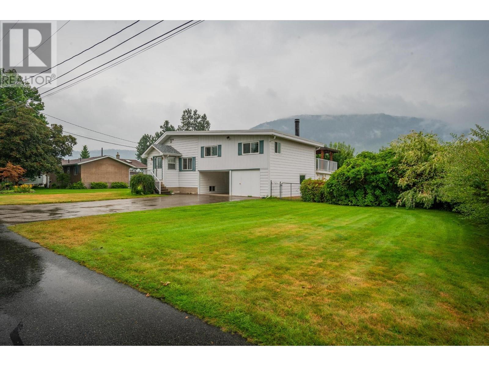 534 14th Avenue, Genelle, British Columbia  V0G 1G0 - Photo 34 - 2479168