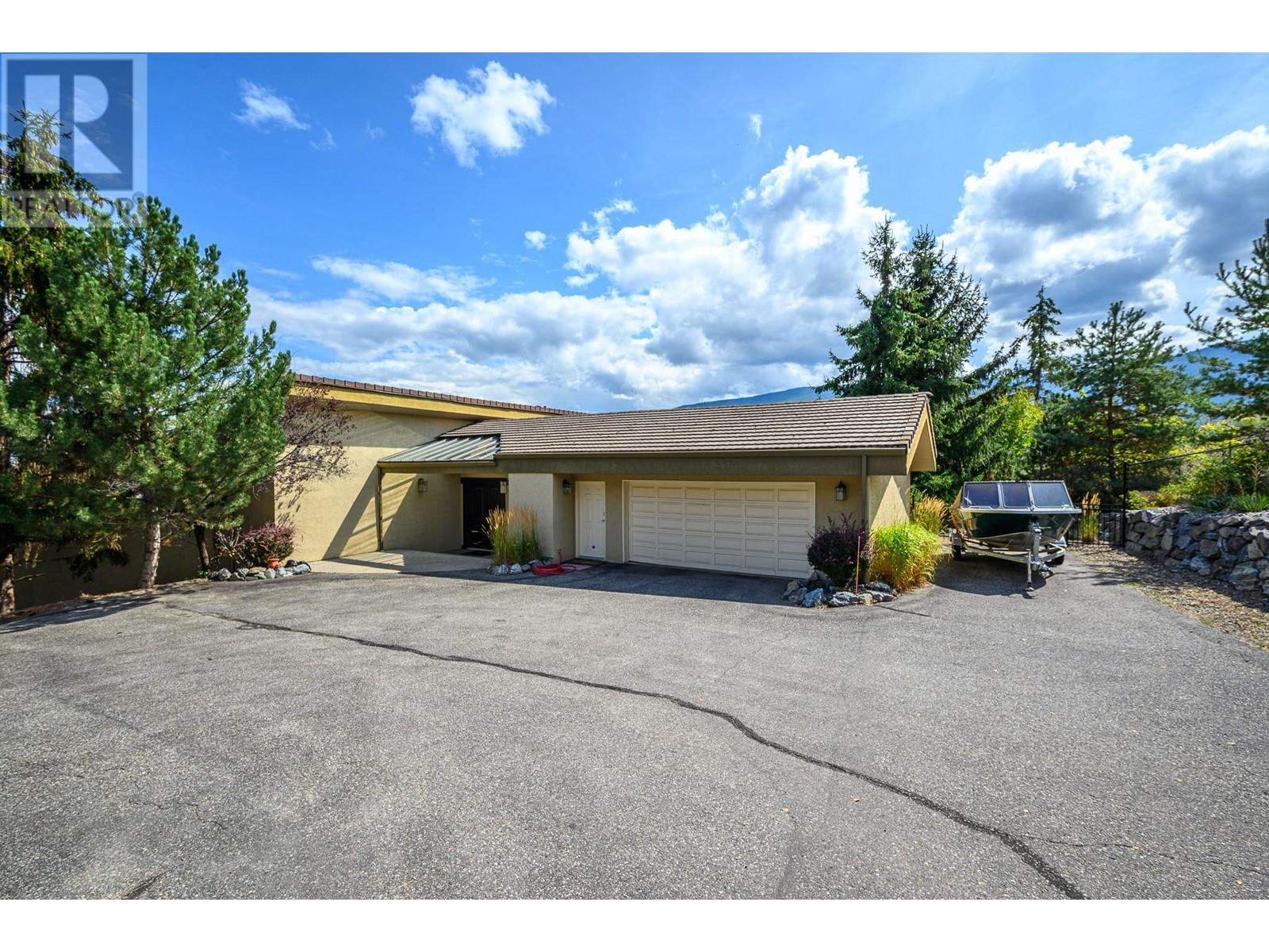 55 Kalamalka Lakeview Drive Unit# 6, Vernon, British Columbia  V1H 1L7 - Photo 2 - 10321886