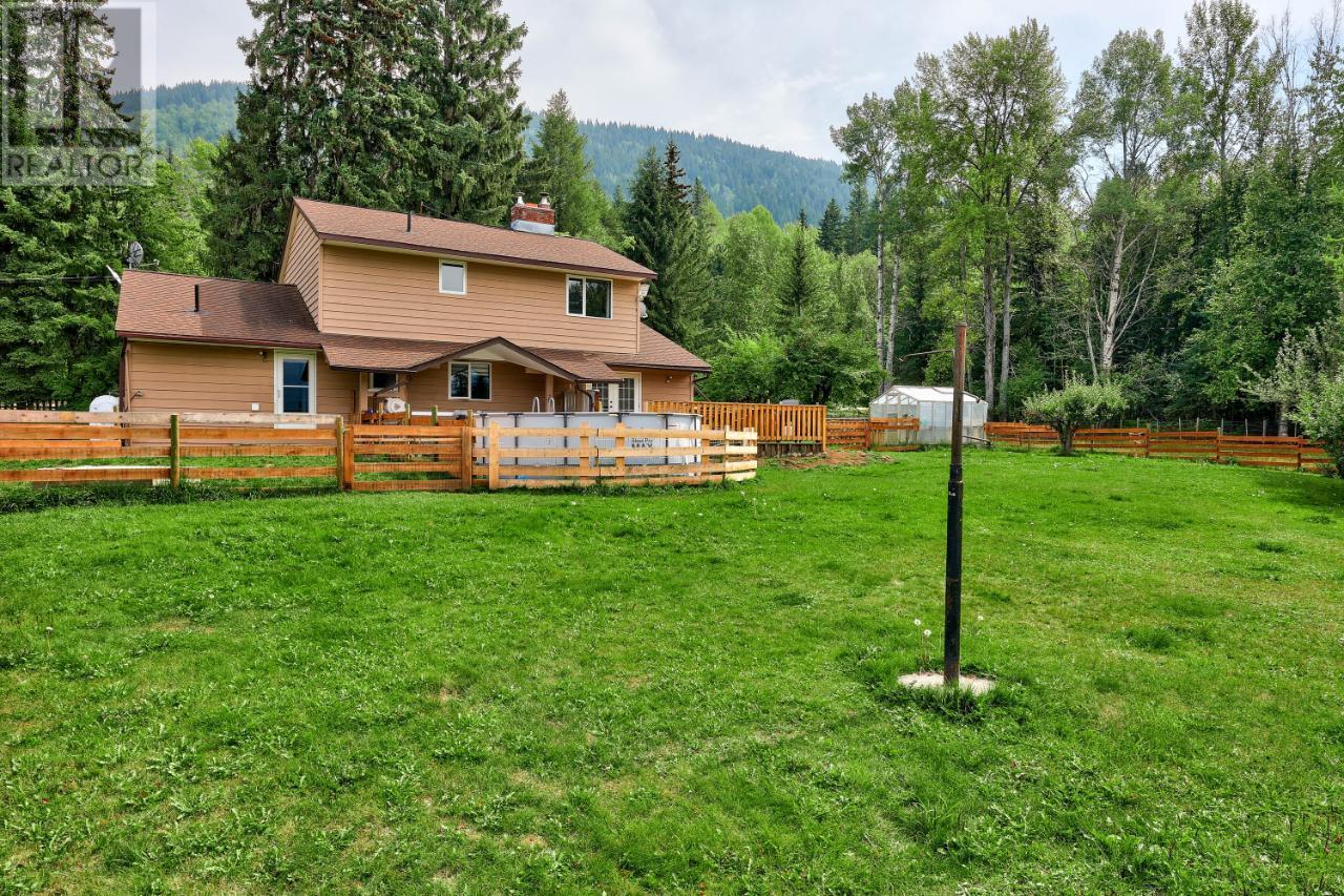 4853 Clearwater Valley Road, Clearwater, British Columbia  V0E 1N1 - Photo 37 - 180546