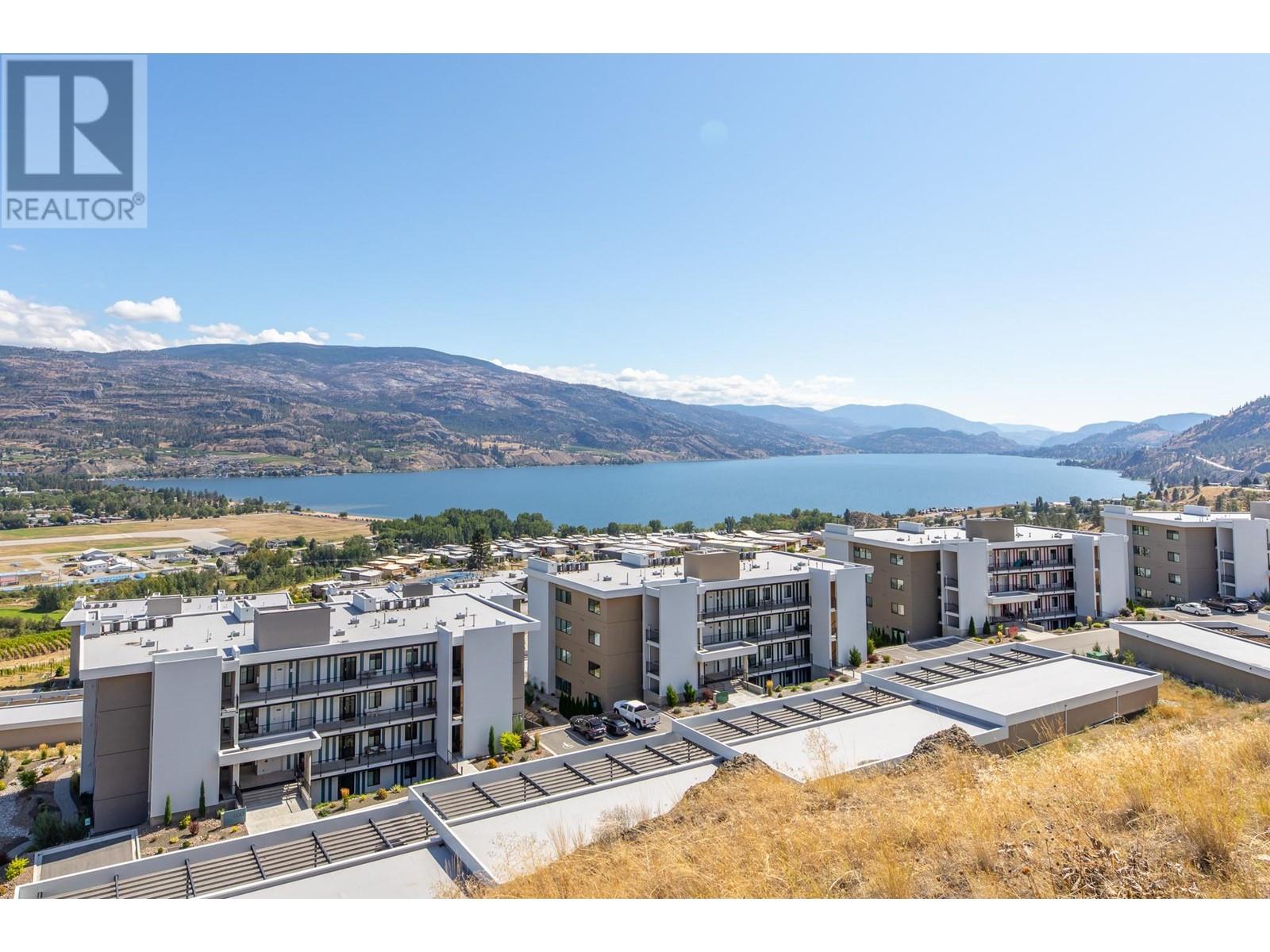 800 Vista Park Unit# 822, Penticton, British Columbia  V2A 0B2 - Photo 1 - 10322714