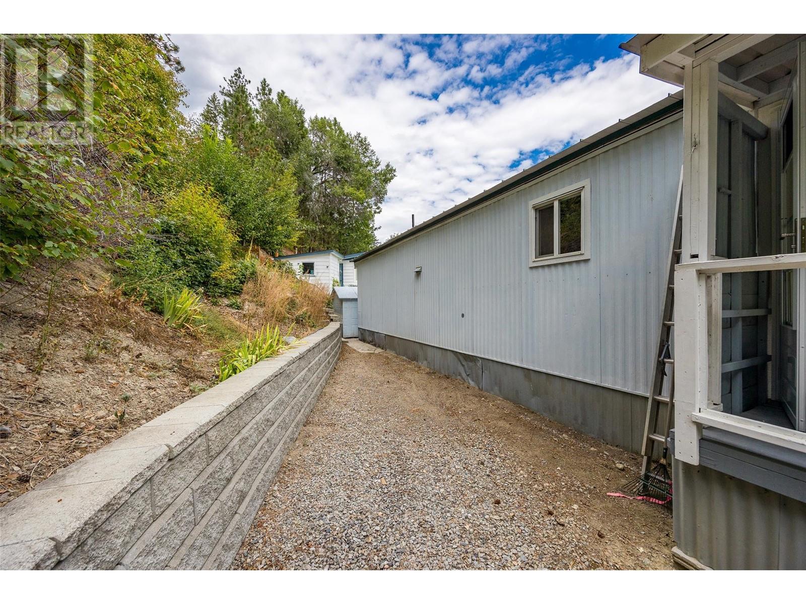 6711 Highway 97 S Unit# 32, Peachland, British Columbia  V0H 1X9 - Photo 28 - 10322696