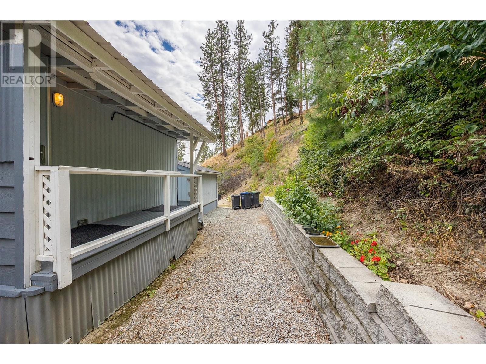 6711 Highway 97 S Unit# 32, Peachland, British Columbia  V0H 1X9 - Photo 29 - 10322696