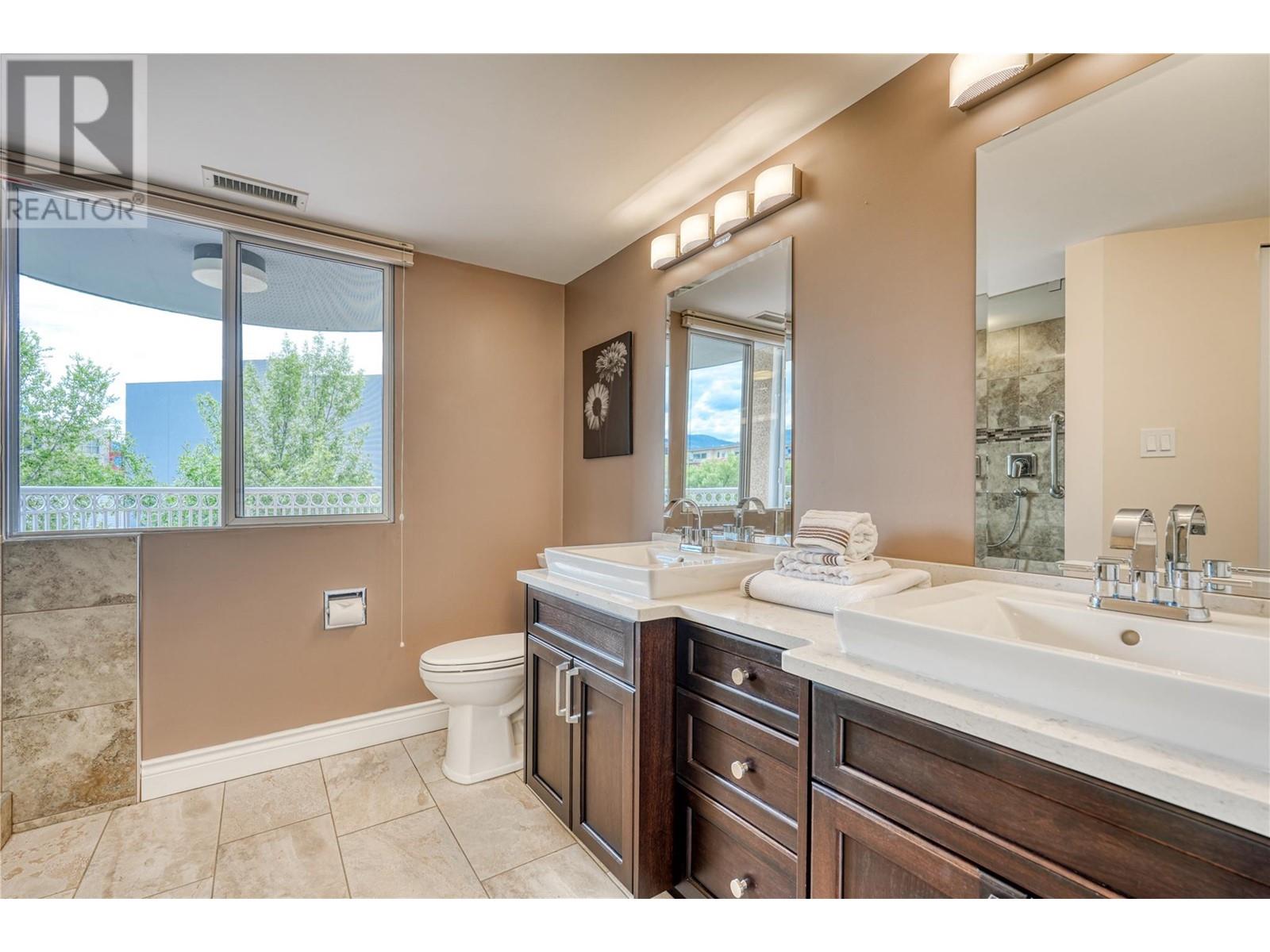 86 Lakeshore Drive Unit# 304, Penticton, British Columbia  V2A 1B5 - Photo 10 - 10322856