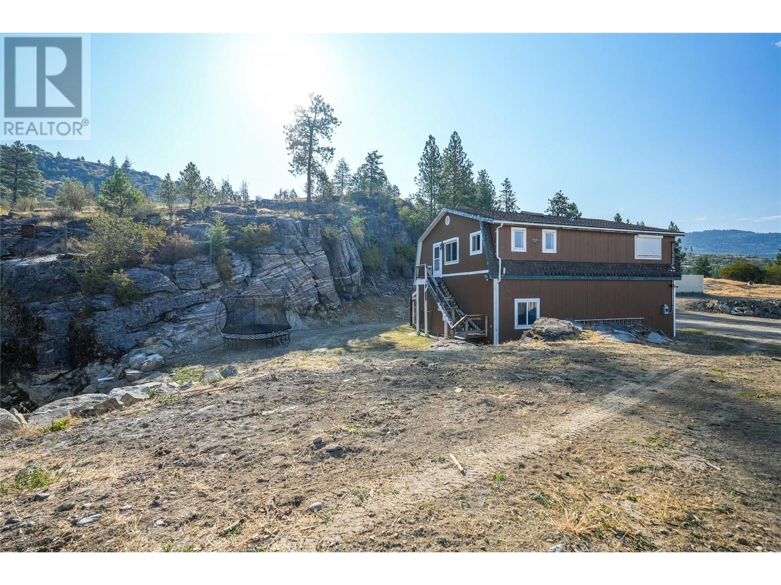 2063 Carmi Road, Penticton, British Columbia  V2A 8V5 - Photo 18 - 10322902