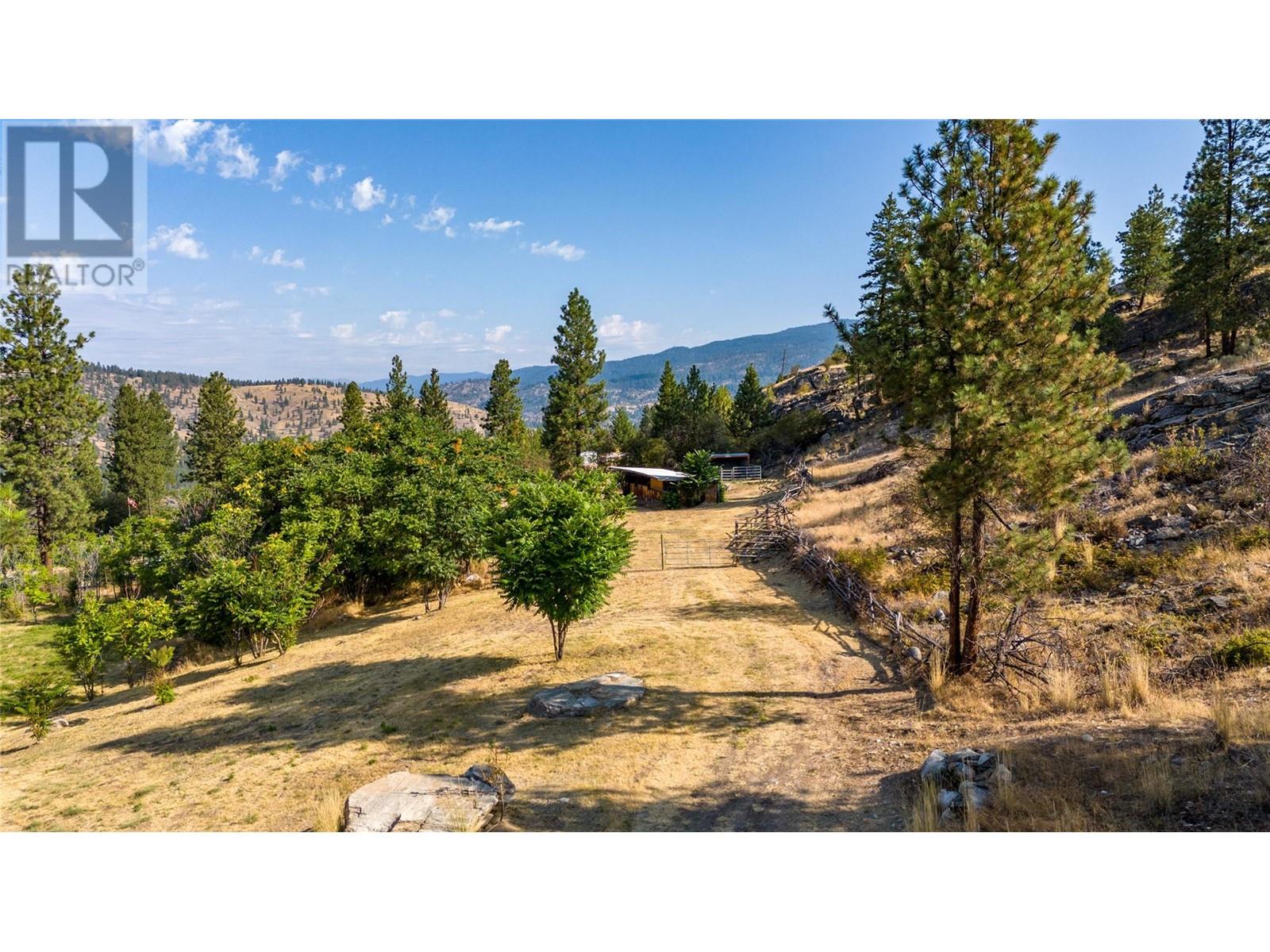 2063 Carmi Road, Penticton, British Columbia  V2A 8V5 - Photo 6 - 10322902