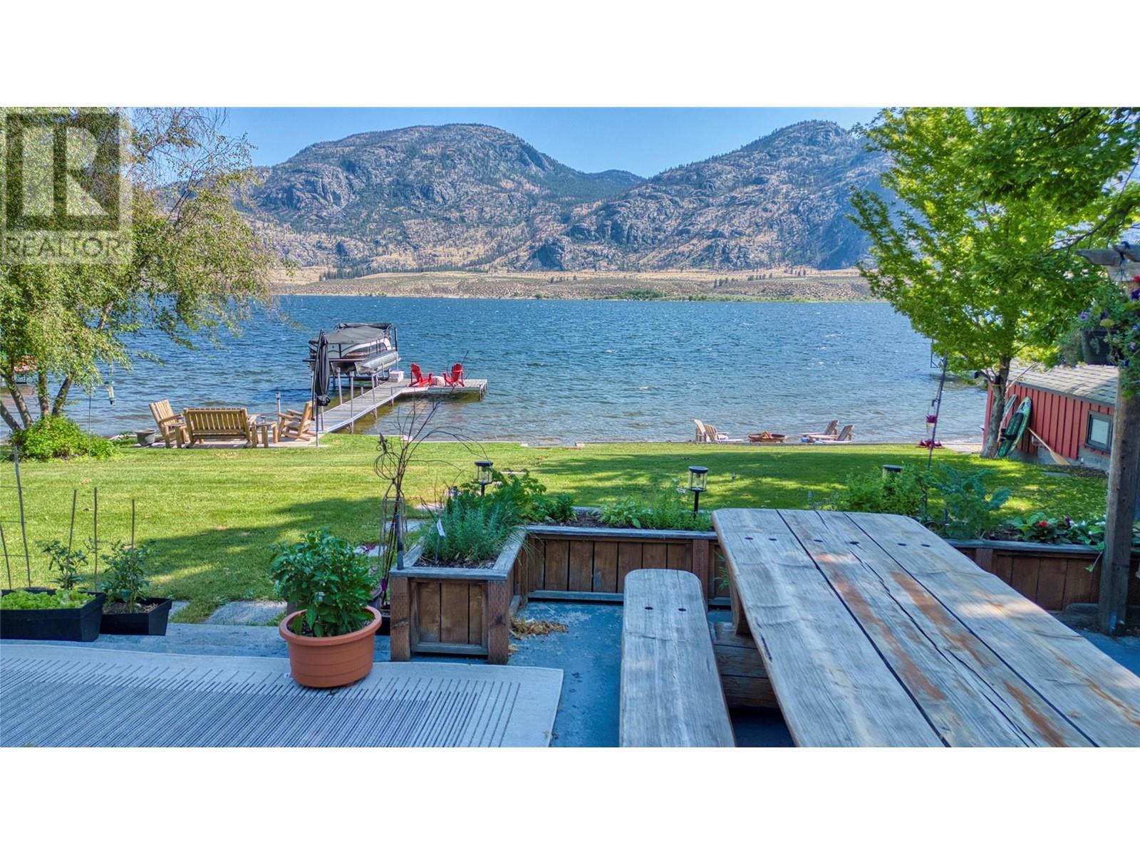 10617 81st Street, Osoyoos, British Columbia  V0H 1V2 - Photo 6 - 10323048