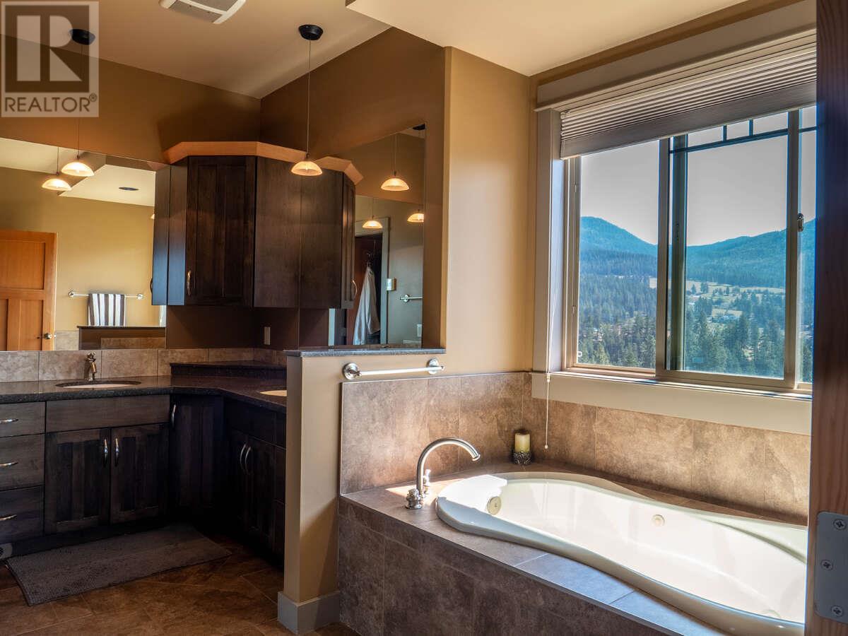 1460 Copper Mountain Court, Vernon, British Columbia  V1B 3Y7 - Photo 15 - 10323277