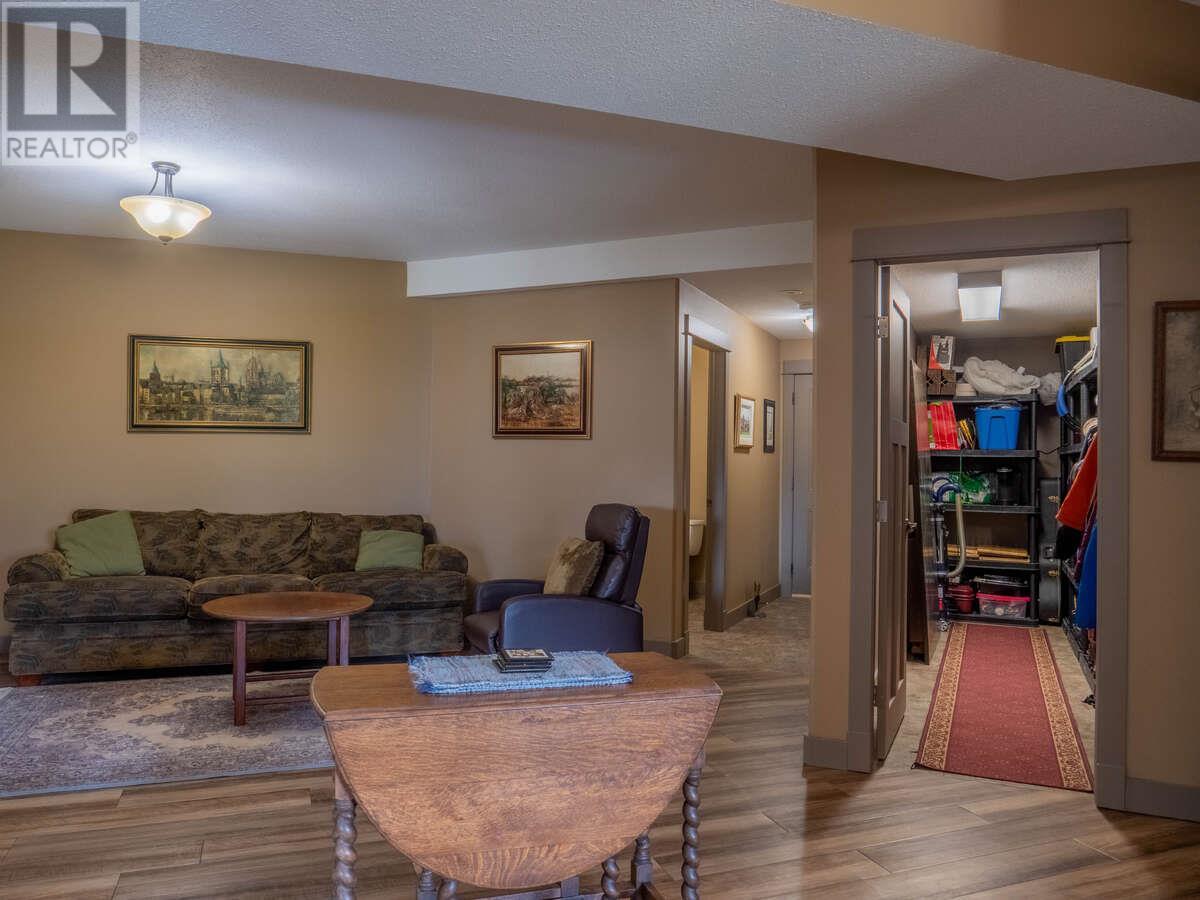 1460 Copper Mountain Court, Vernon, British Columbia  V1B 3Y7 - Photo 35 - 10323277