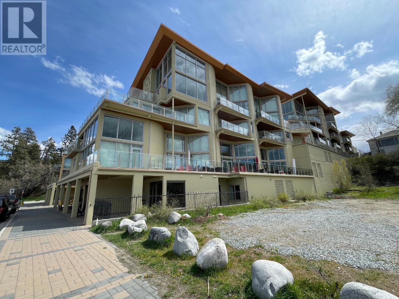 250 Marina Way Unit# 101, Penticton, British Columbia  V2A 1H4 - Photo 4 - 10323237