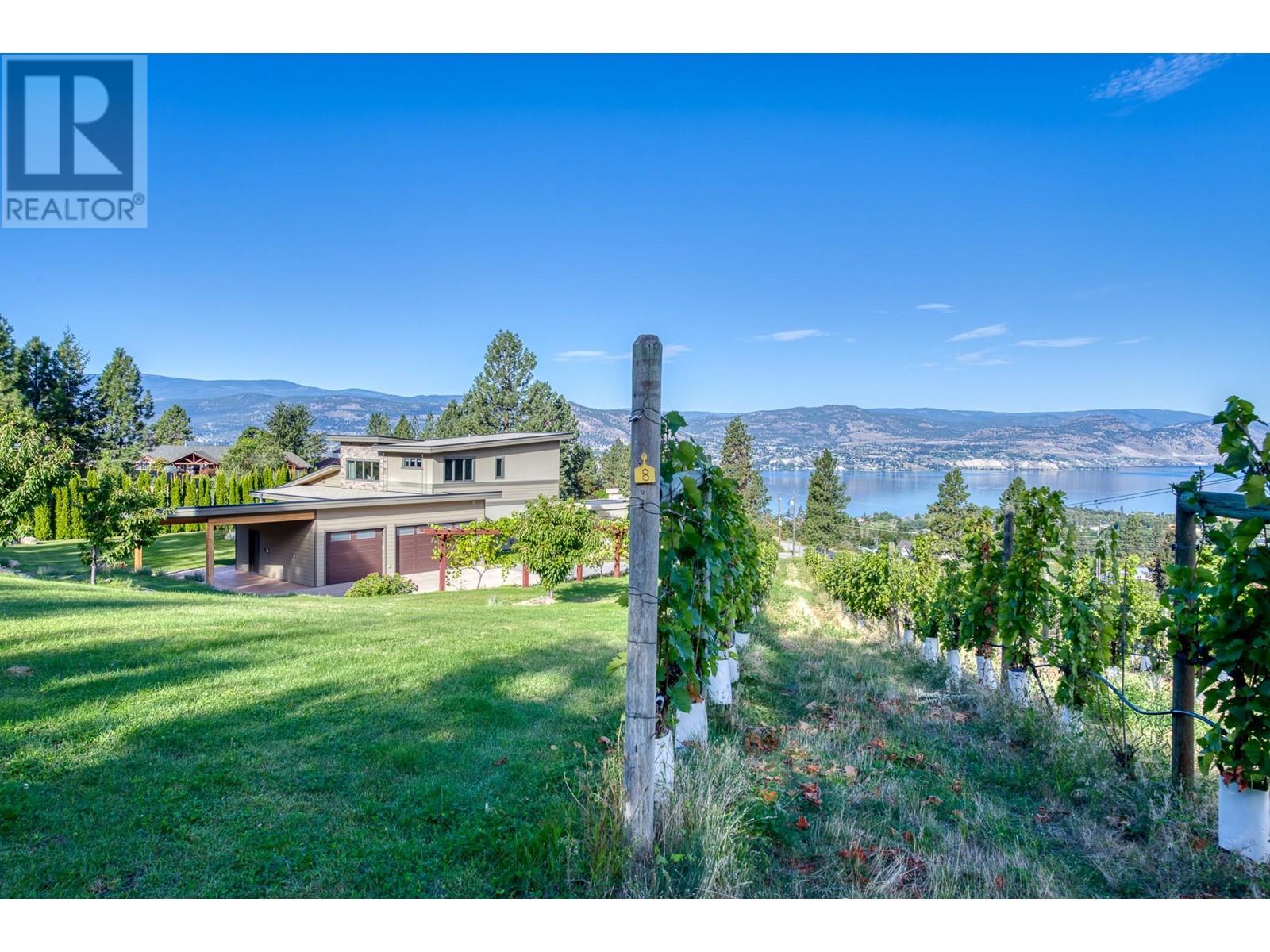 2921 Arawana Road, Naramata, British Columbia  V0H 1N1 - Photo 46 - 10323324