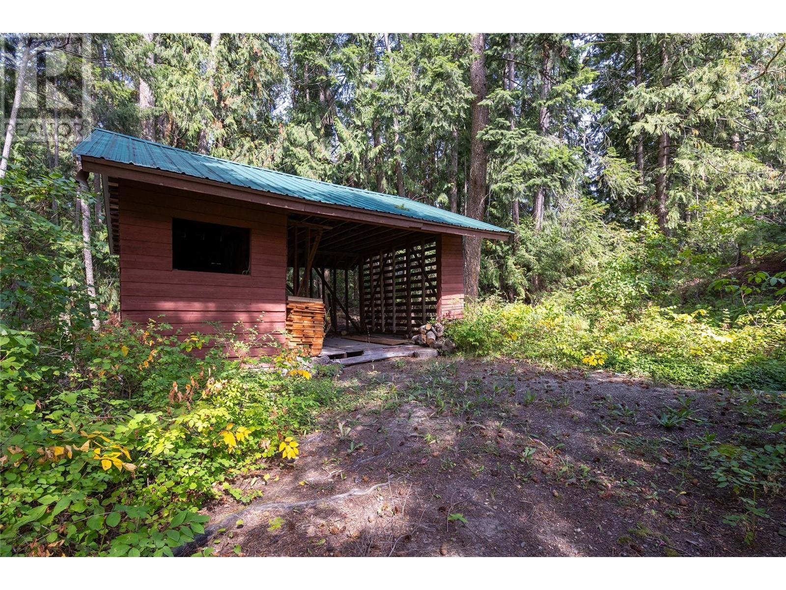 1195 Kirkpatrick Road, Tappen, British Columbia  V0E 2X2 - Photo 22 - 10323289