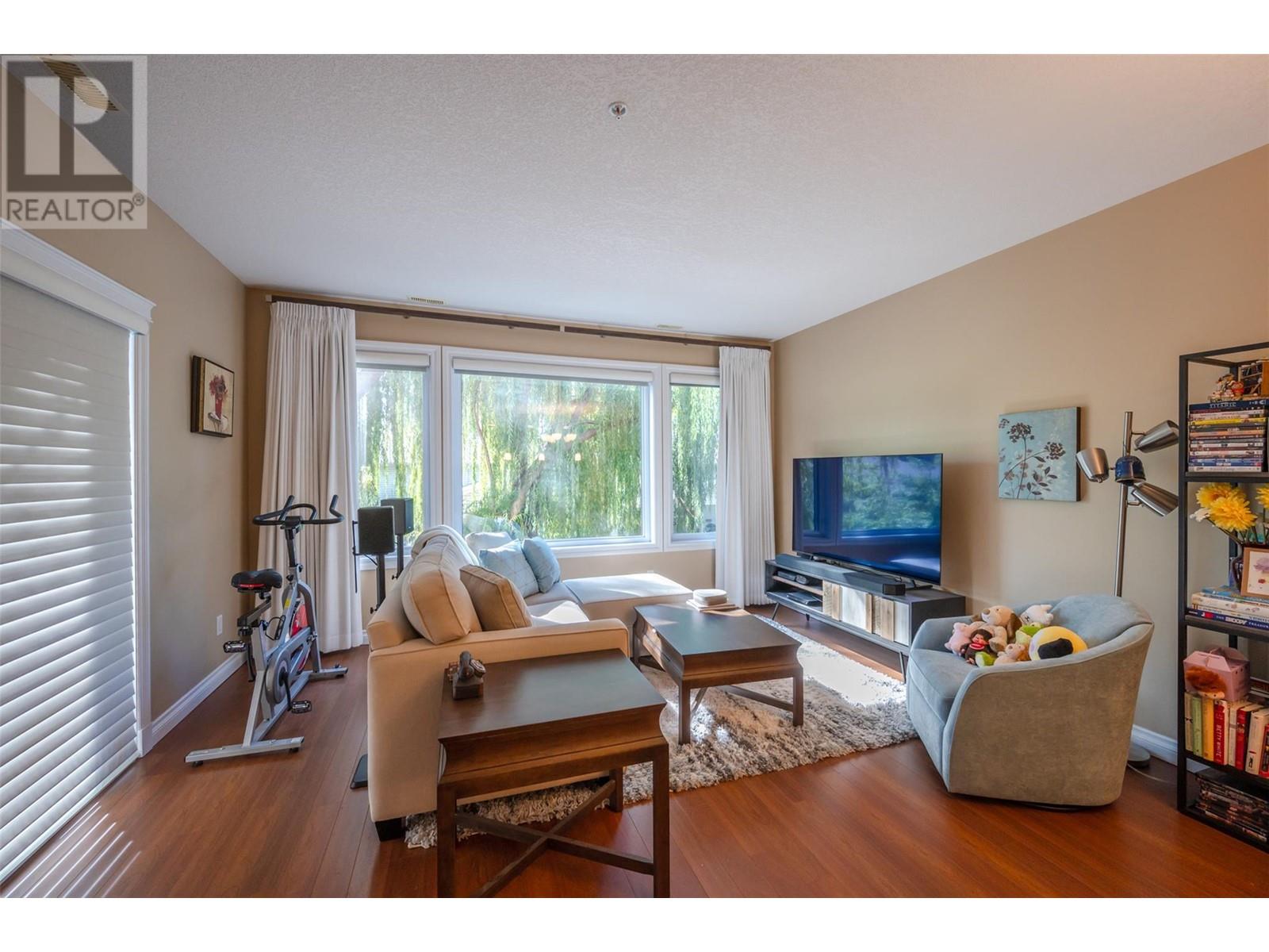 3313 Wilson Street Unit# 203, Penticton, British Columbia  V3A 8J3 - Photo 1 - 10323313